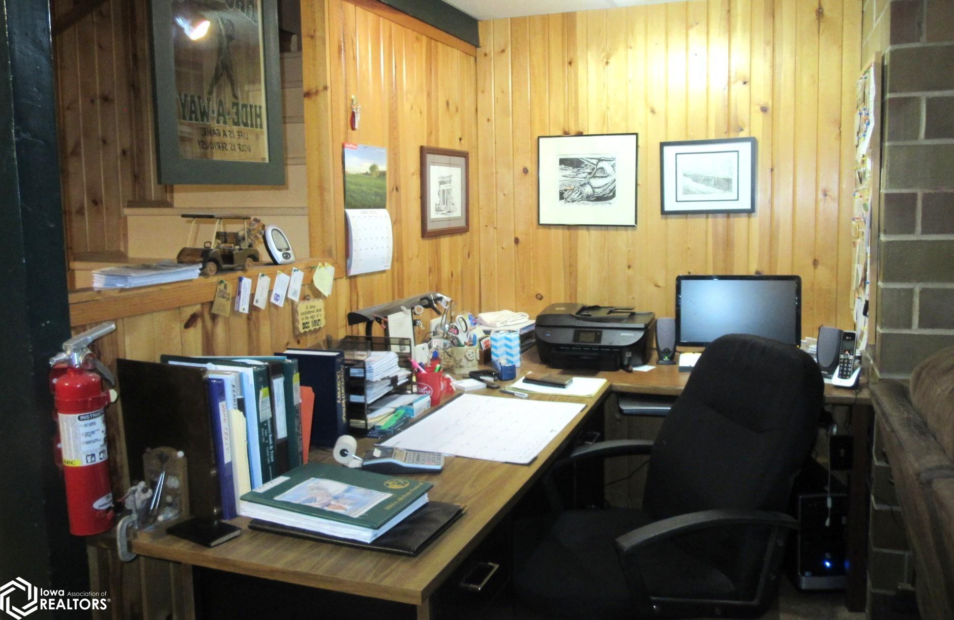 Lower Level Desk Area