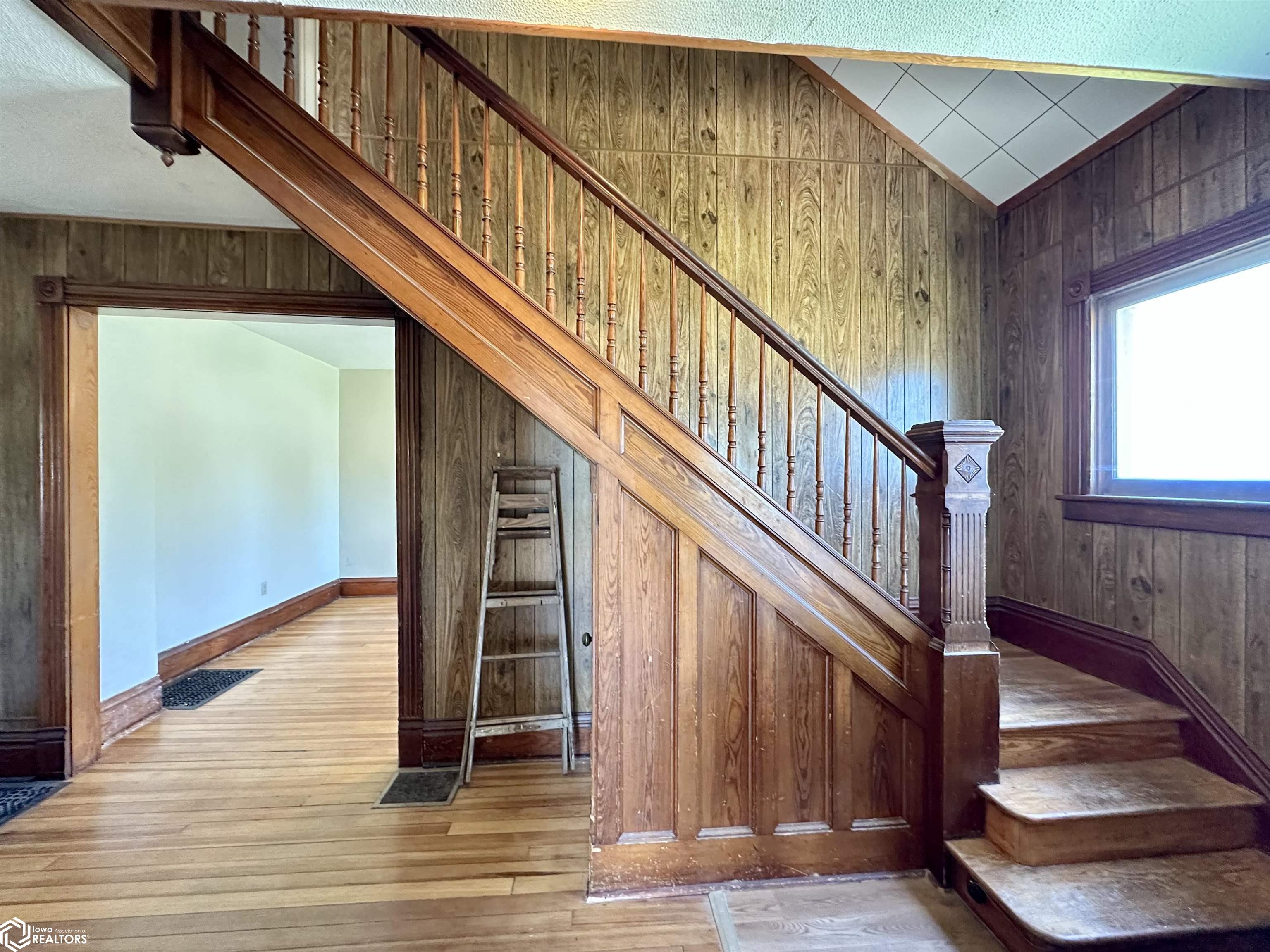 931 High Street, Grinnell, Iowa image 4