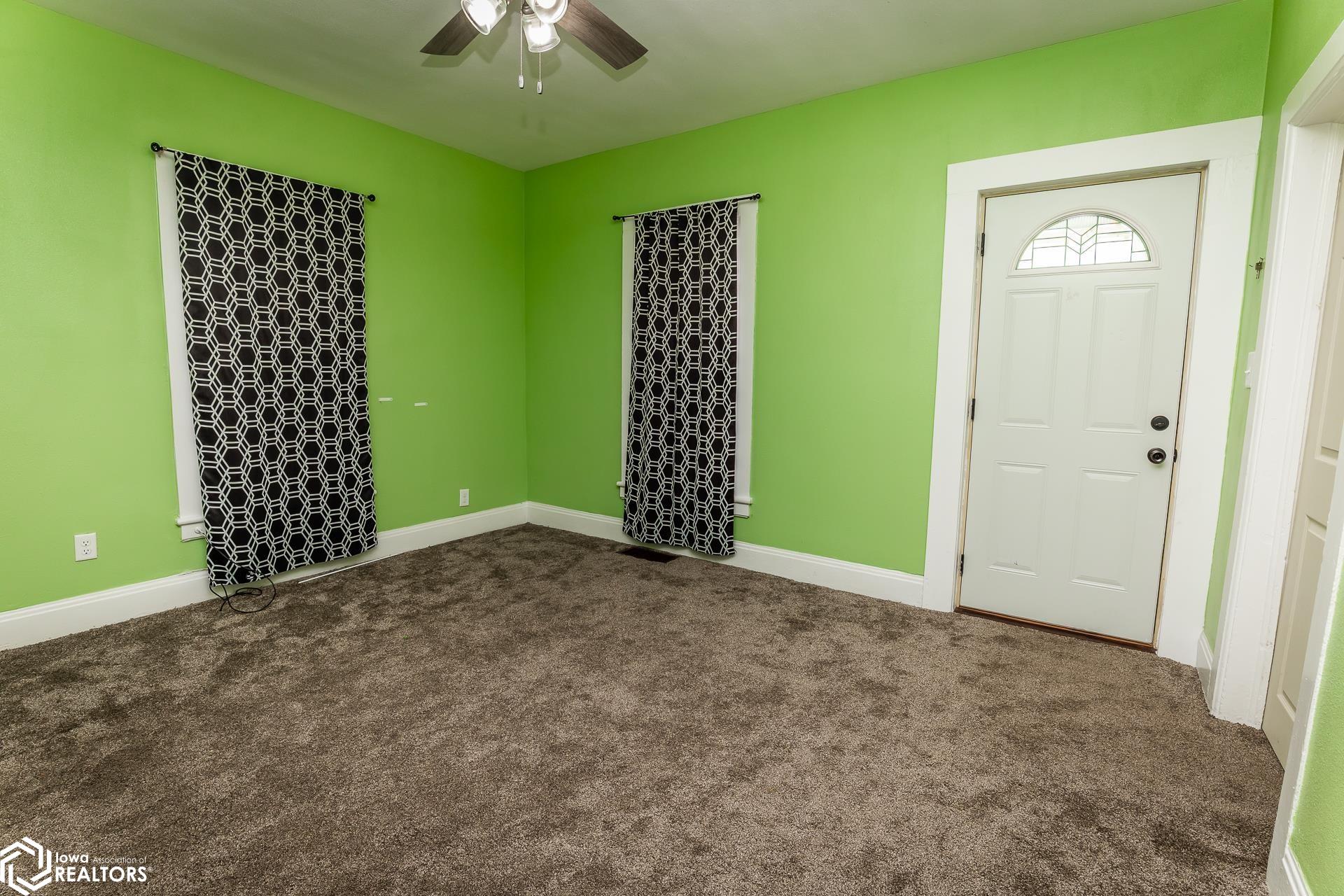 7 W North Street, Marshalltown, Iowa image 2