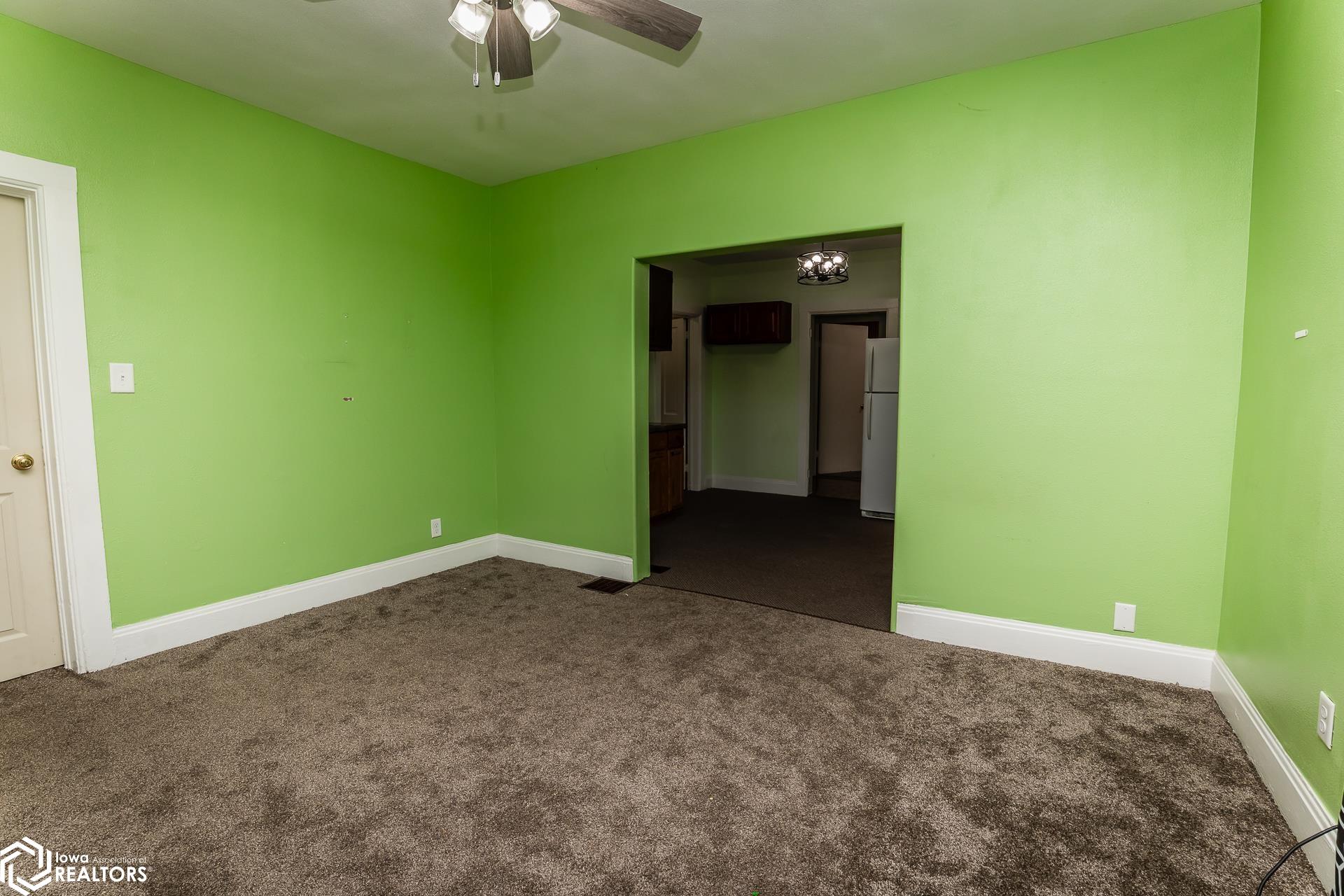 7 W North Street, Marshalltown, Iowa image 4