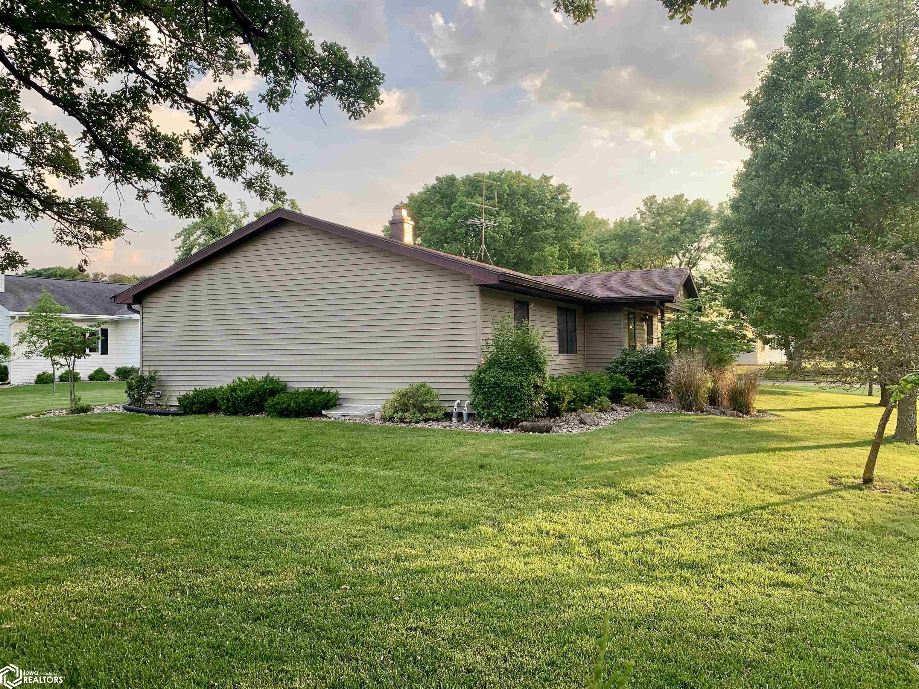 1201 Westwood Drive, Jefferson, Iowa image 9