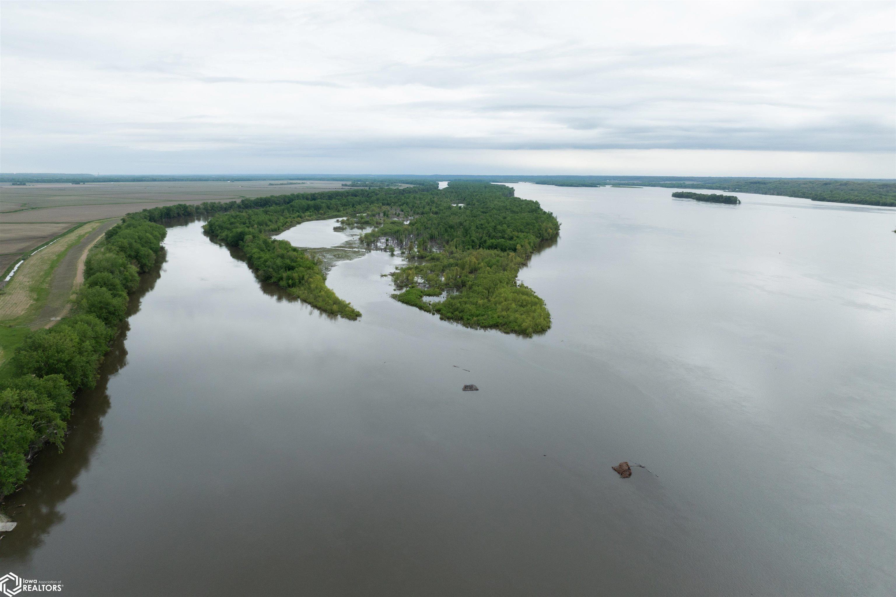 TBD Mississippi River, Wever, Iowa image 27
