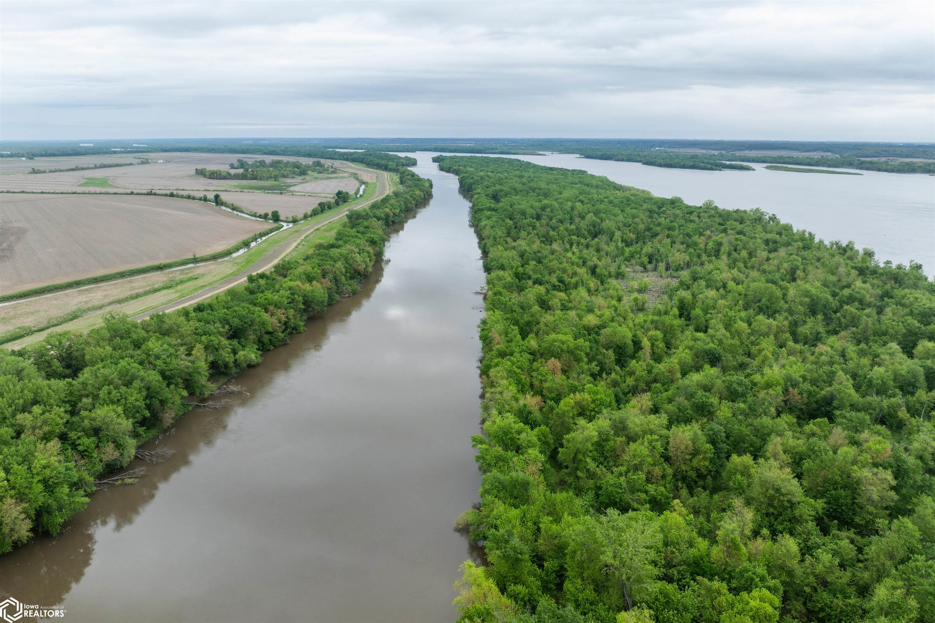 TBD Mississippi River, Wever, Iowa image 7