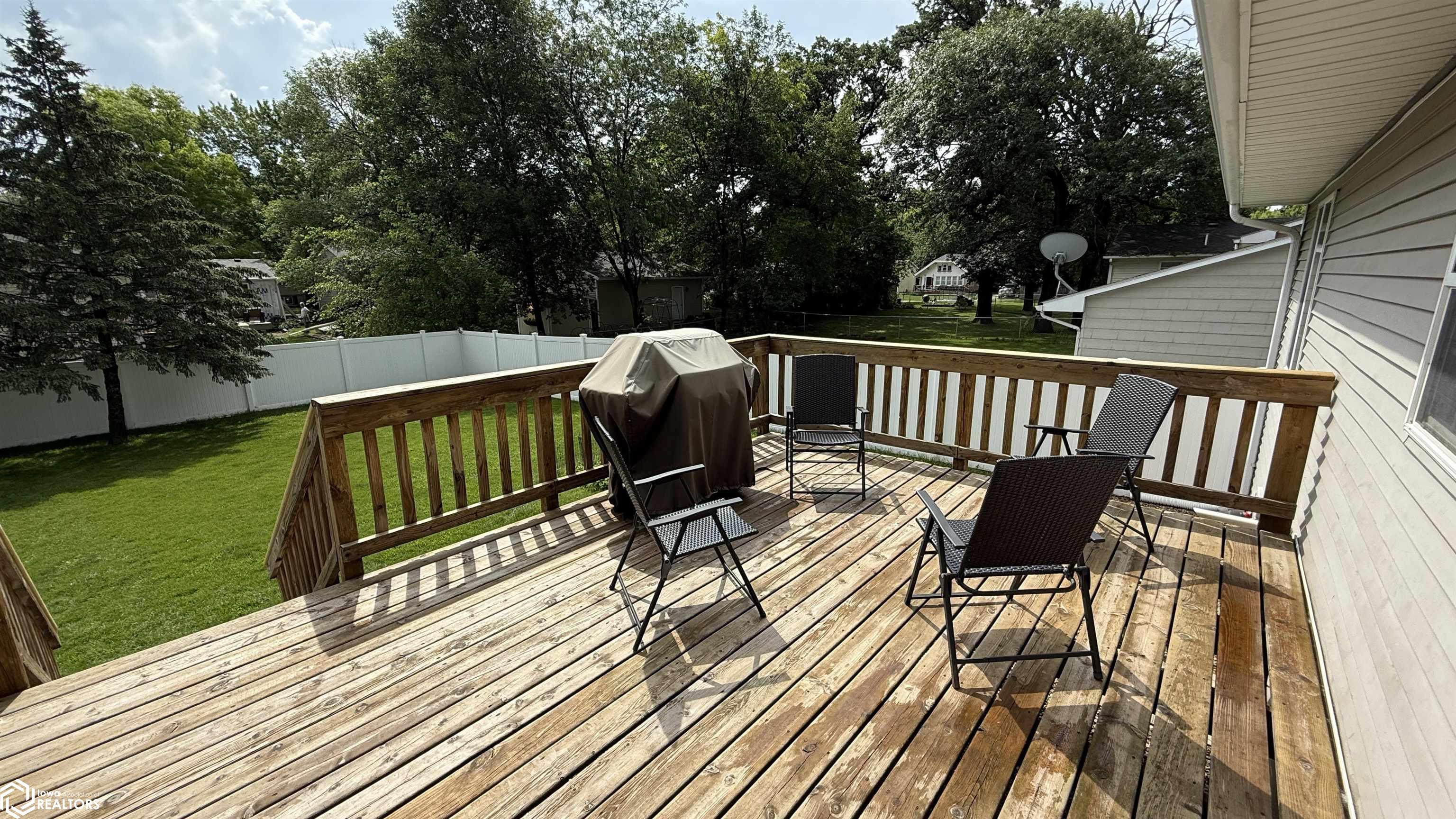 1212 N 5th Street, Clear Lake, Iowa image 24