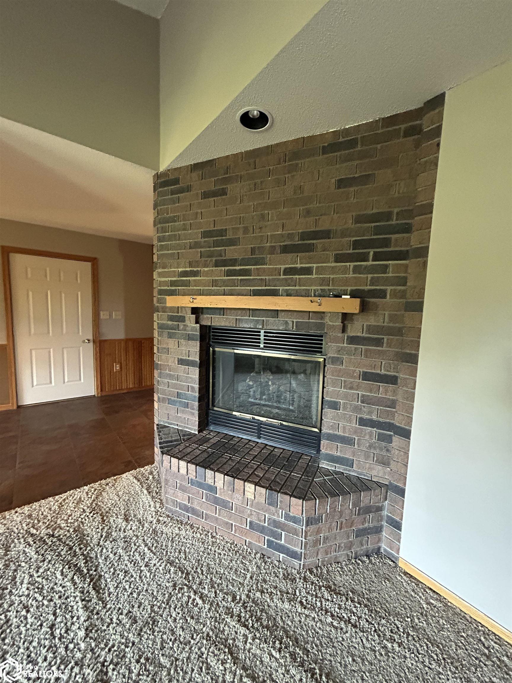 94 4th Street, West Point, Iowa image 17