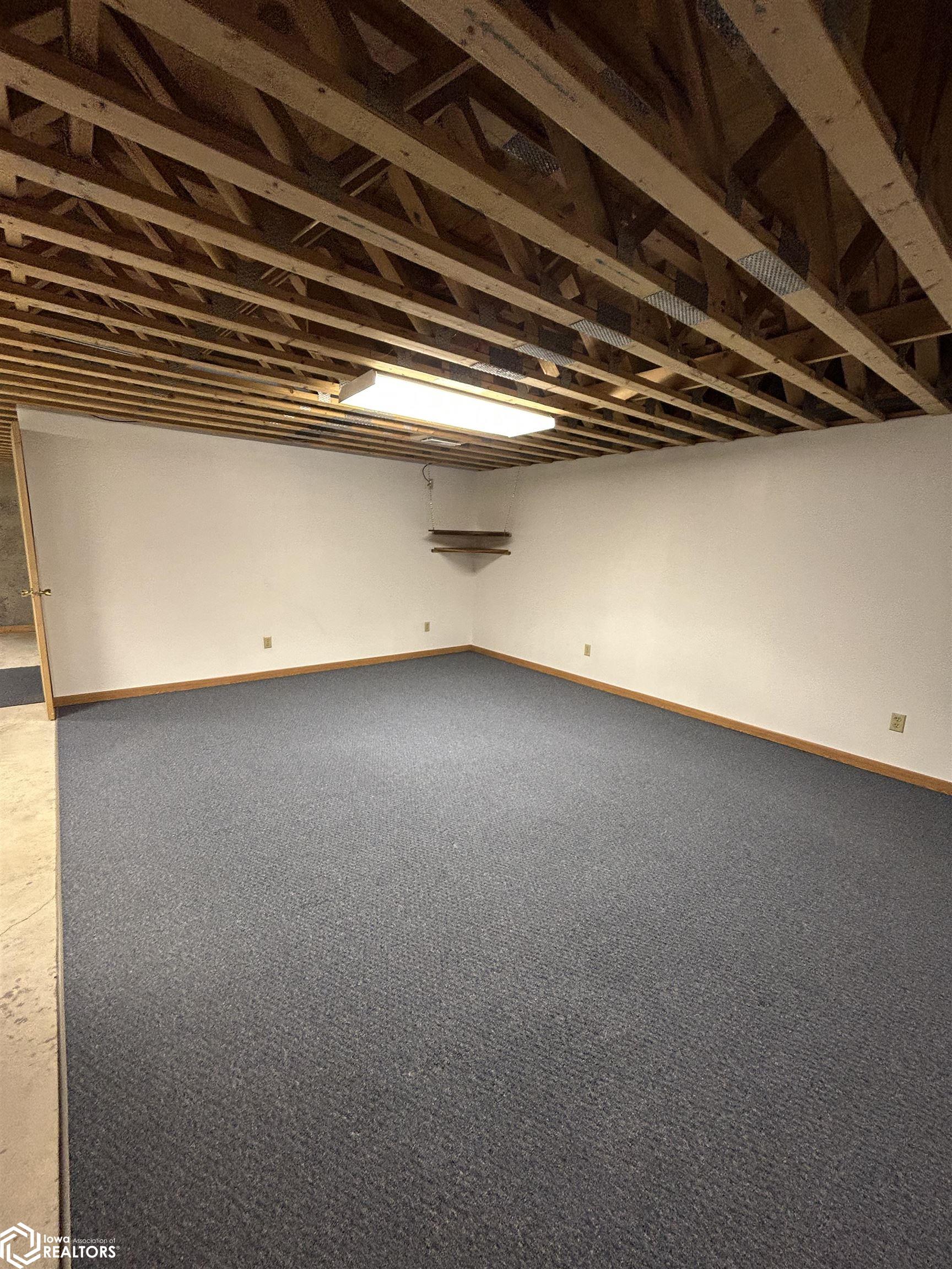94 4th Street, West Point, Iowa image 25