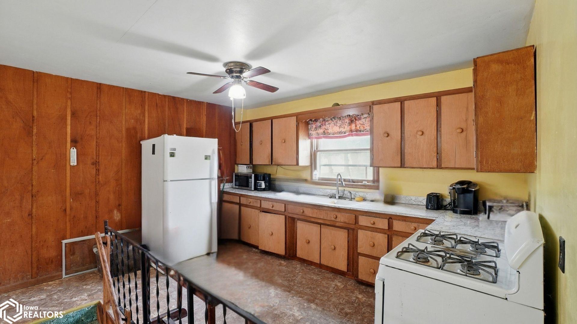 1690 330th Street, Brighton, Iowa image 15
