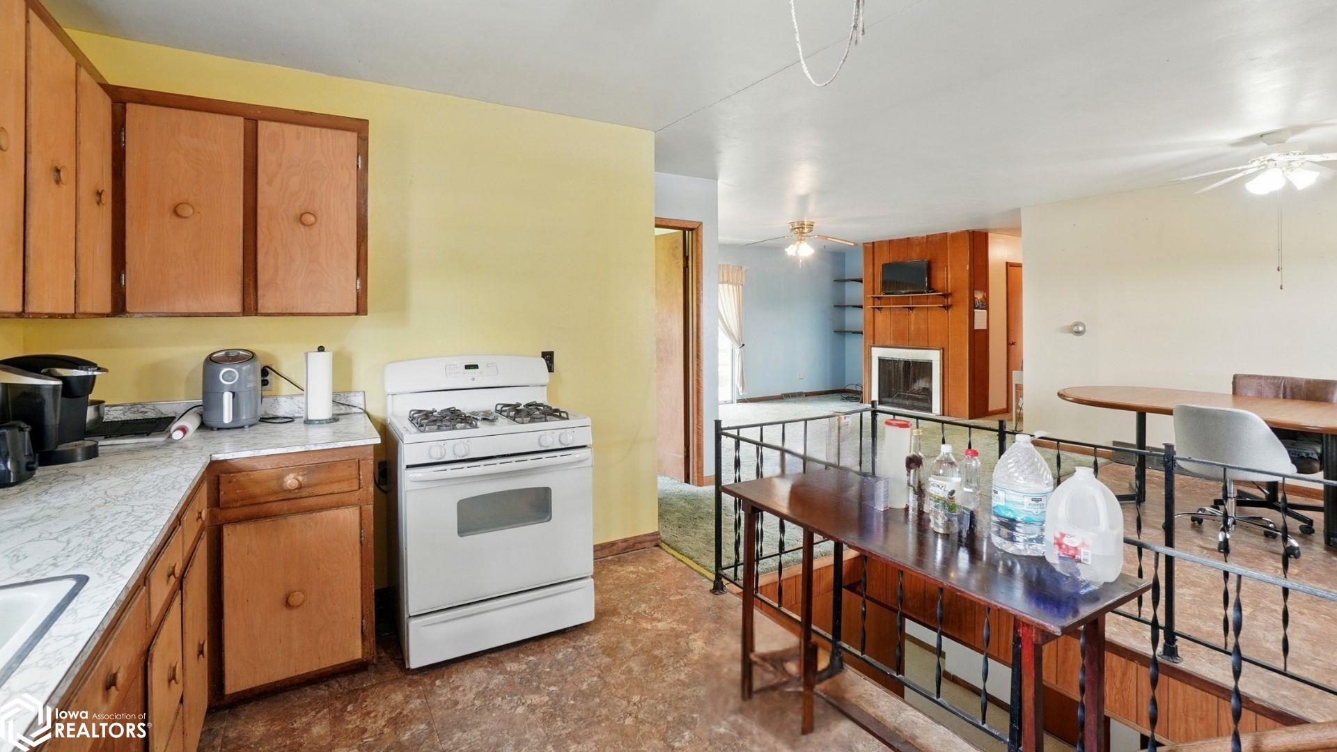 1690 330th Street, Brighton, Iowa image 16