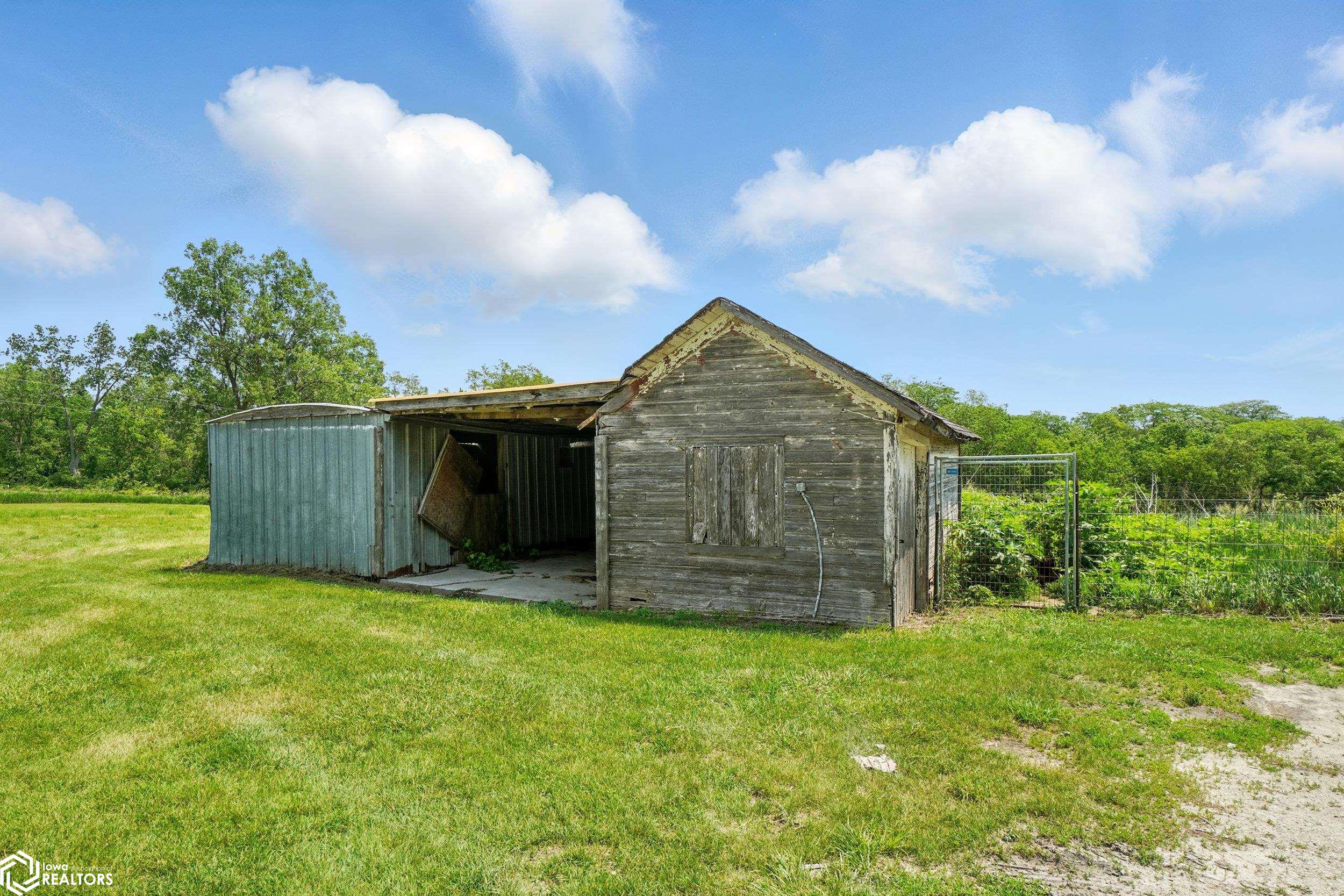 1690 330th Street, Brighton, Iowa image 43
