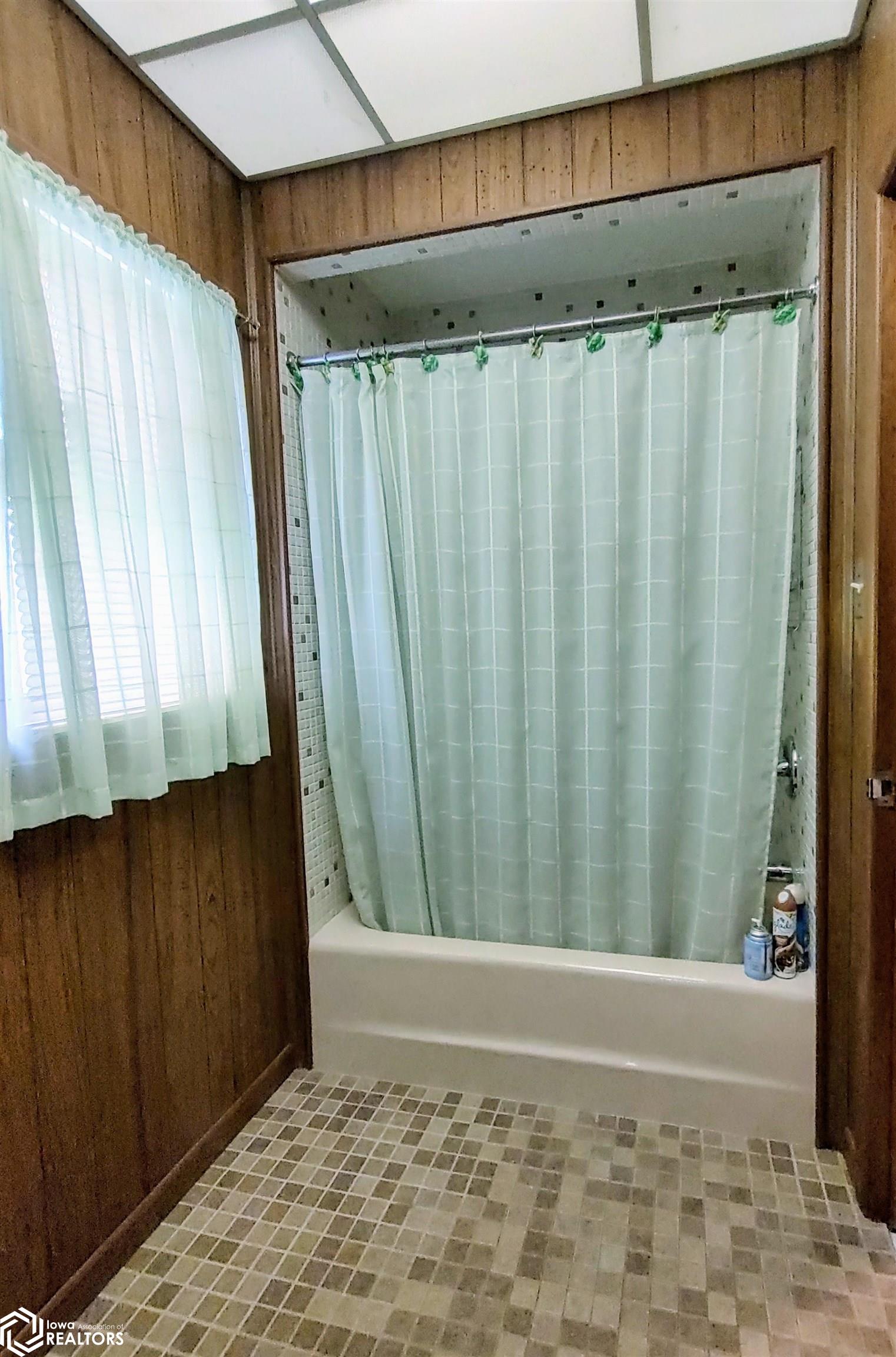 511 Woodbury Street, Marshalltown, Iowa image 12