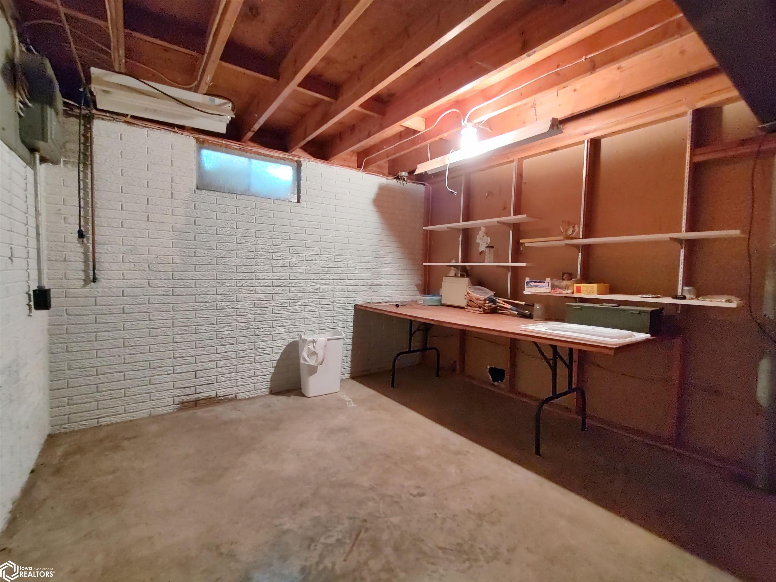511 Woodbury Street, Marshalltown, Iowa image 27