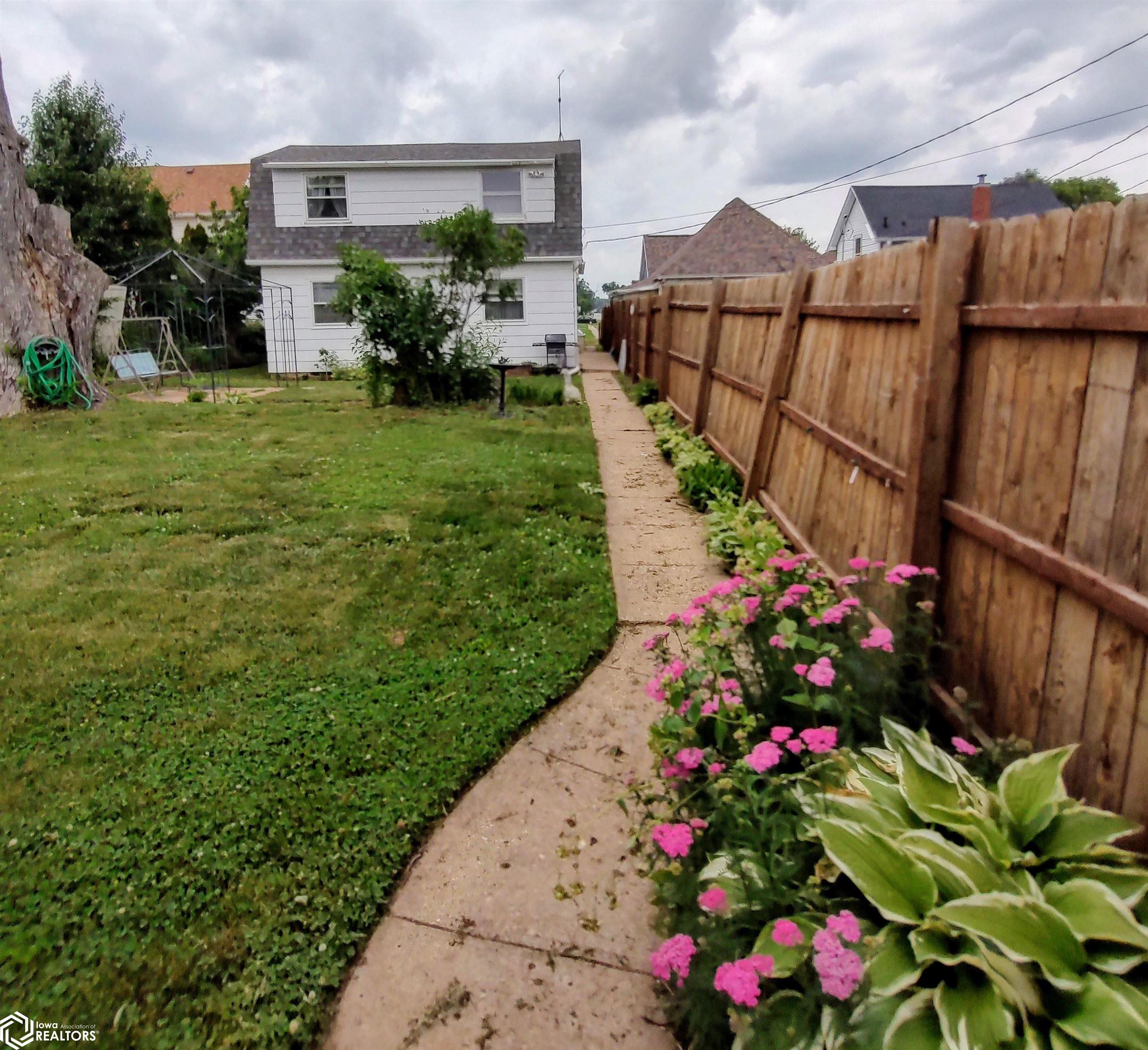 511 Woodbury Street, Marshalltown, Iowa image 32