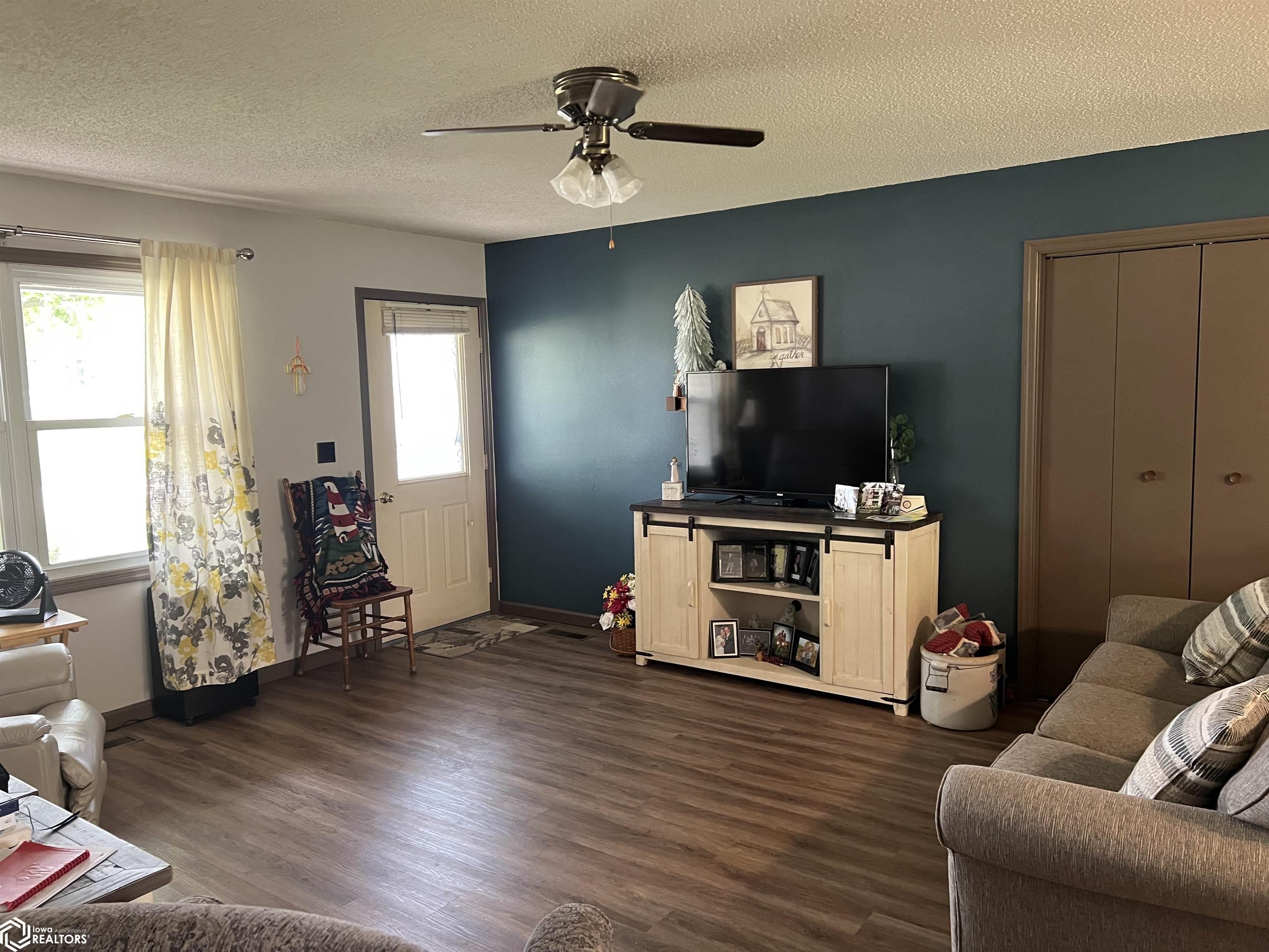 316 E North St, Stronghurst, Illinois image 4