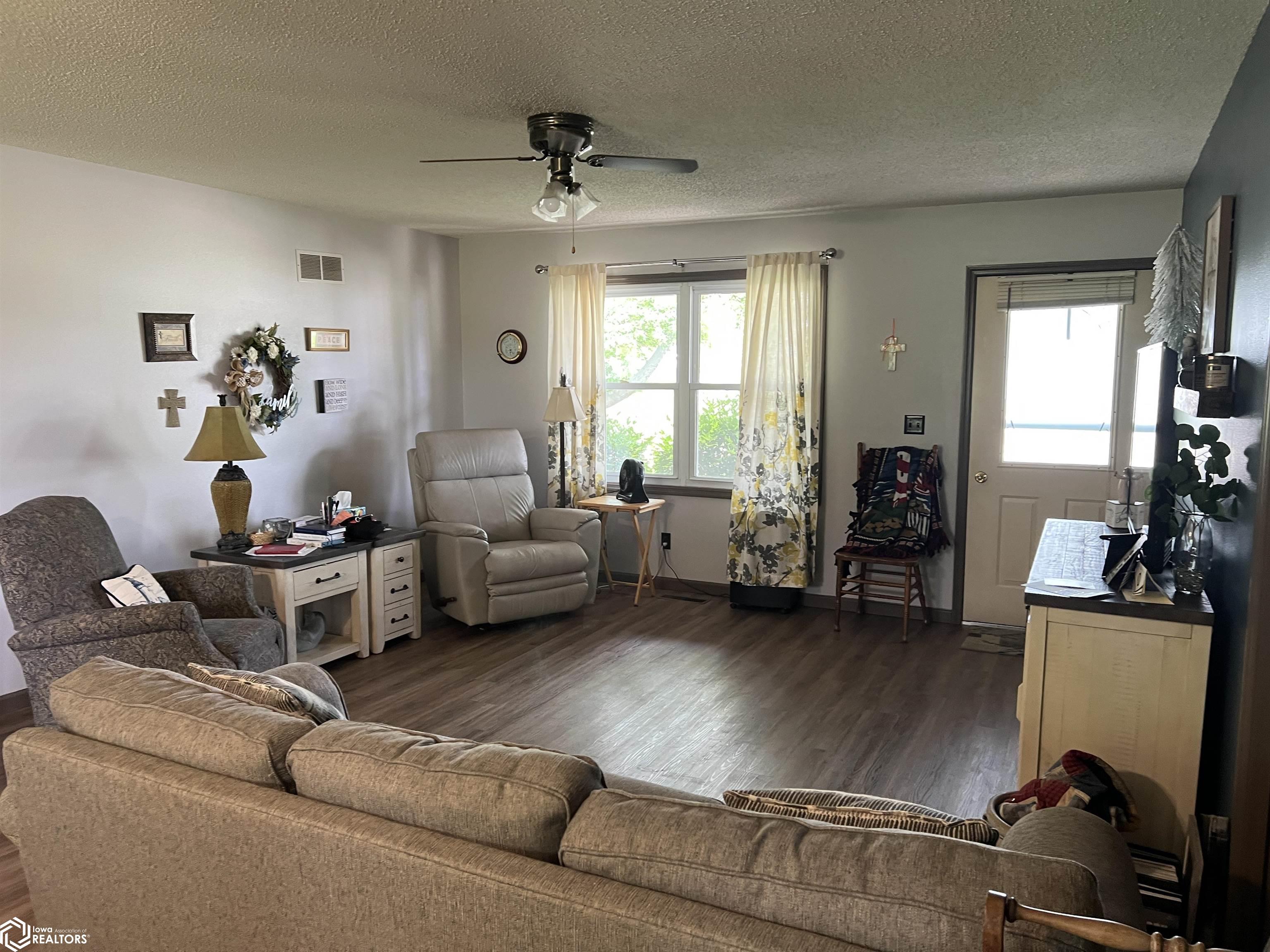 316 E North St, Stronghurst, Illinois image 5