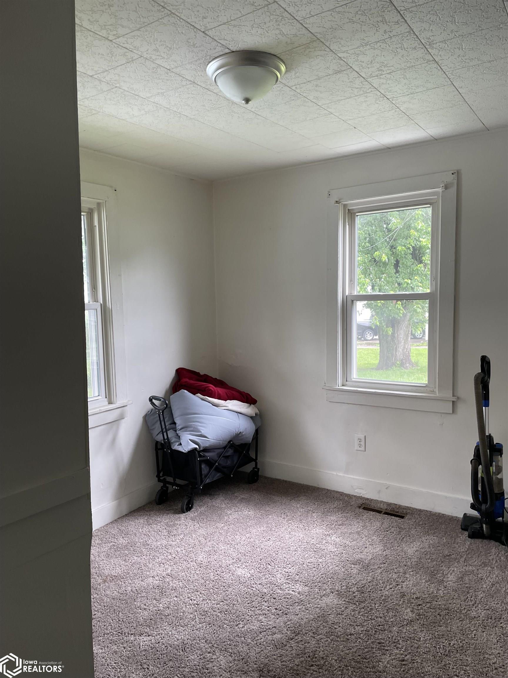 1506 10th, Burlington, Iowa image 8