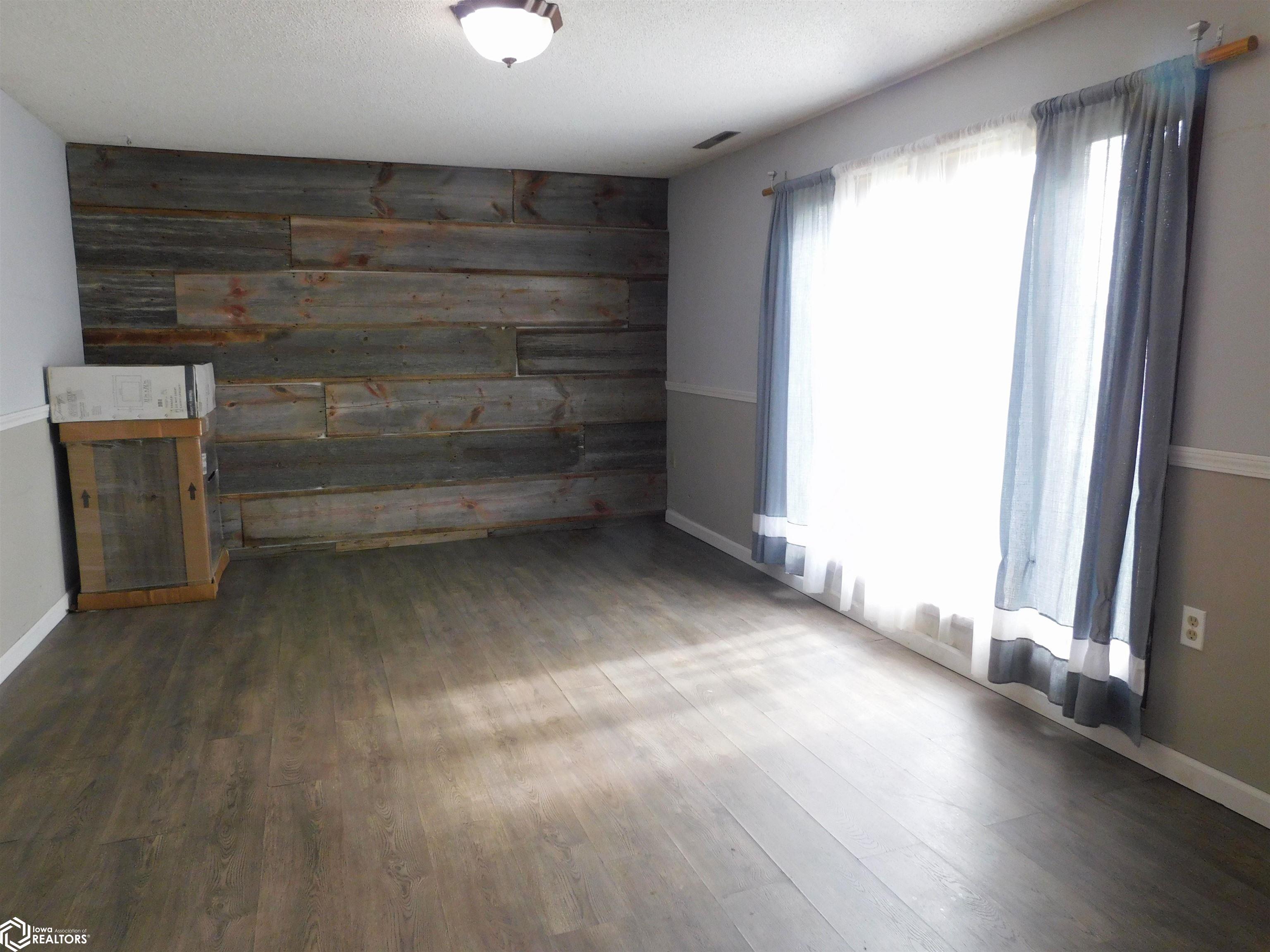 602 Sunset Drive, Denison, Iowa image 11