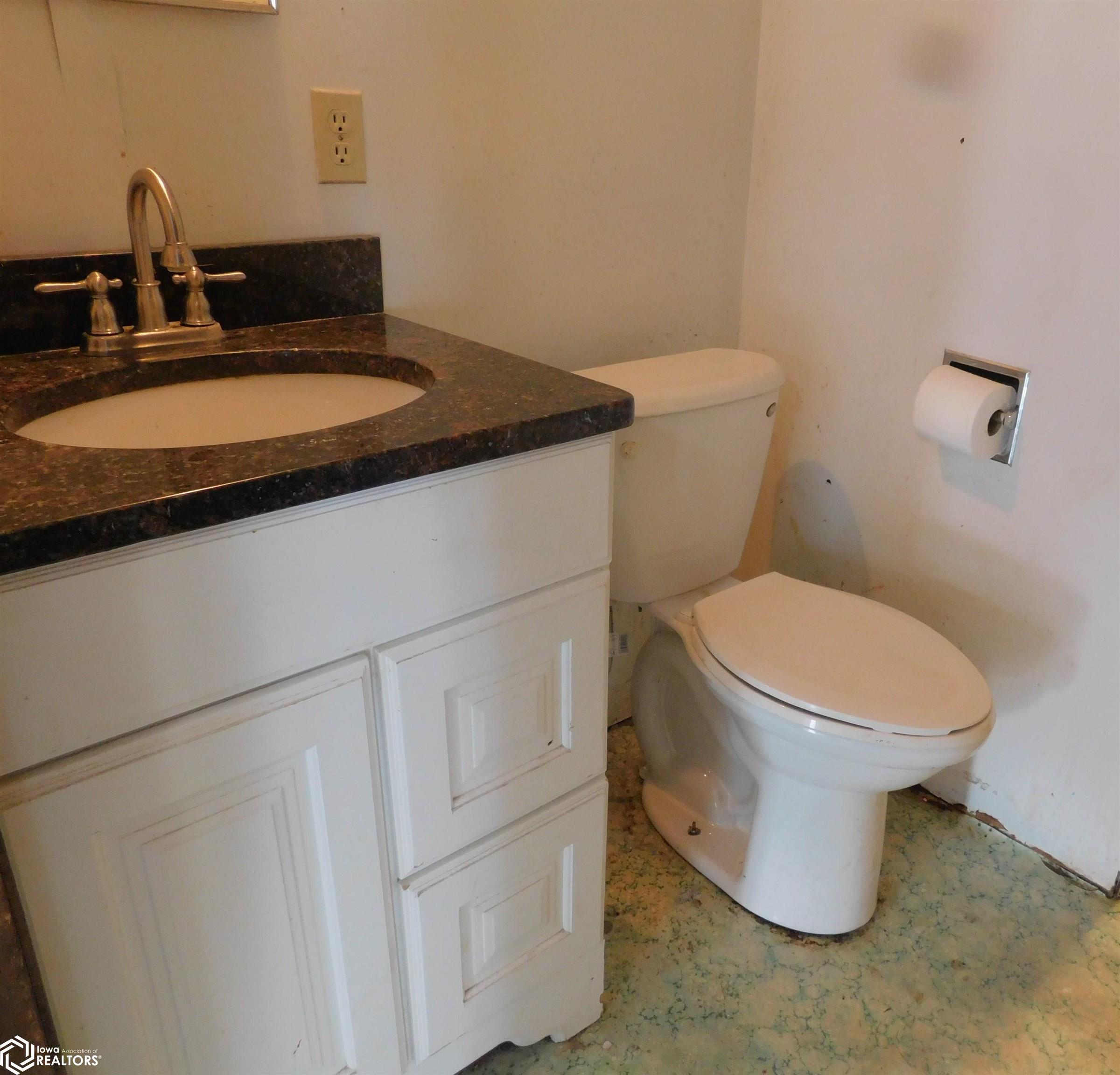 602 Sunset Drive, Denison, Iowa image 13