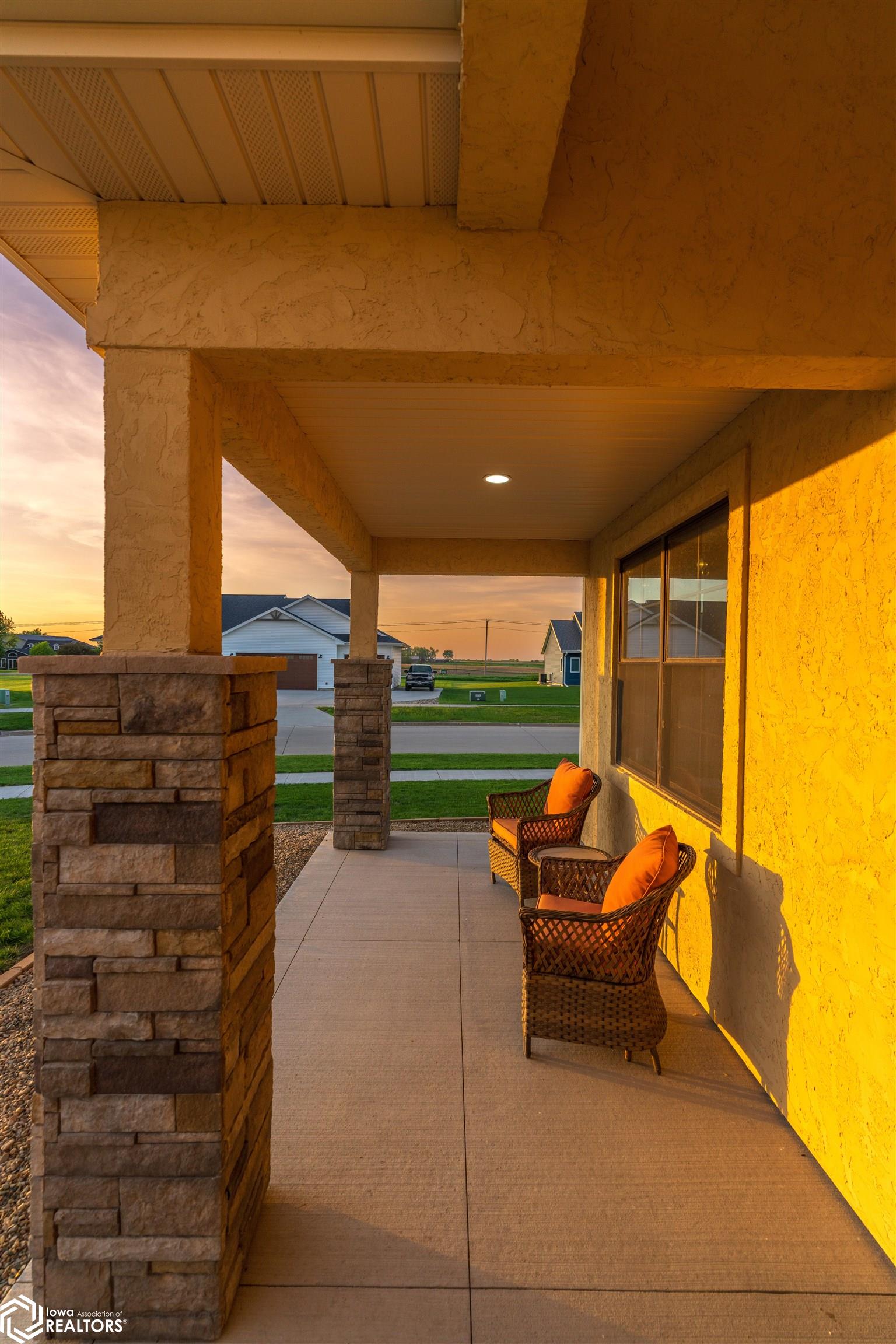 2018 Spaulding Lane, Grinnell, Iowa image 19