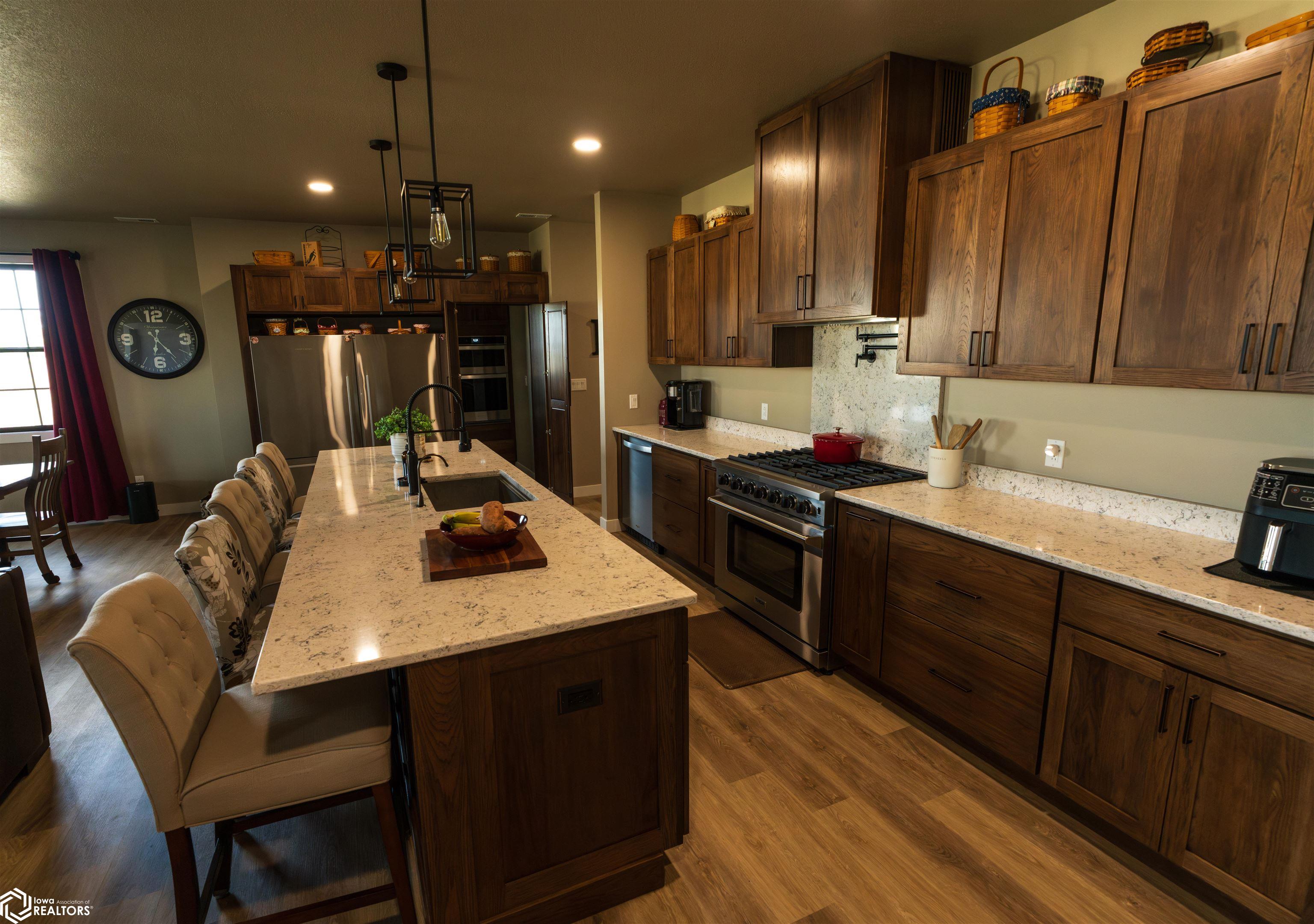 2018 Spaulding Lane, Grinnell, Iowa image 9