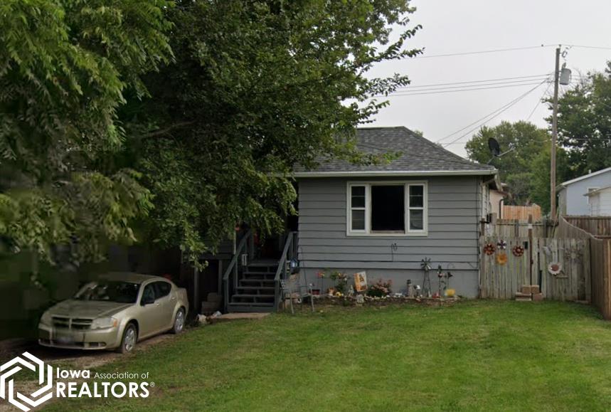 2208 Racine Avenue, Burlington, Iowa image 1