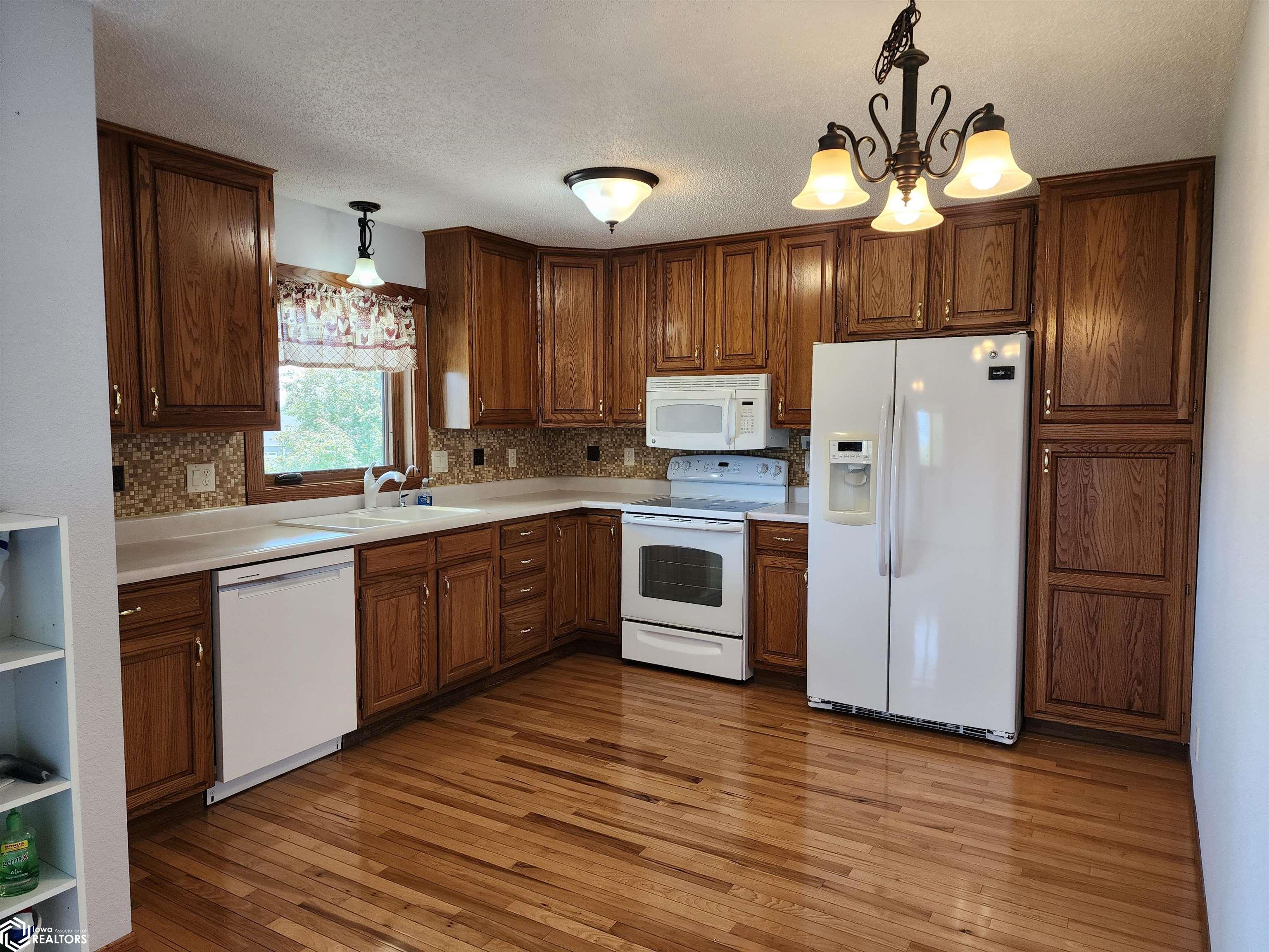 1005 Hillcrest Drive, Anita, Iowa image 9