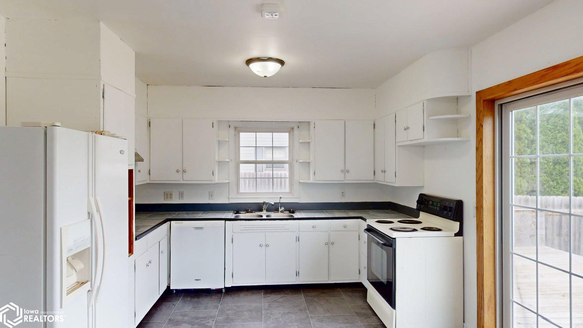 311 W Walnut Street, Manly, Iowa image 3