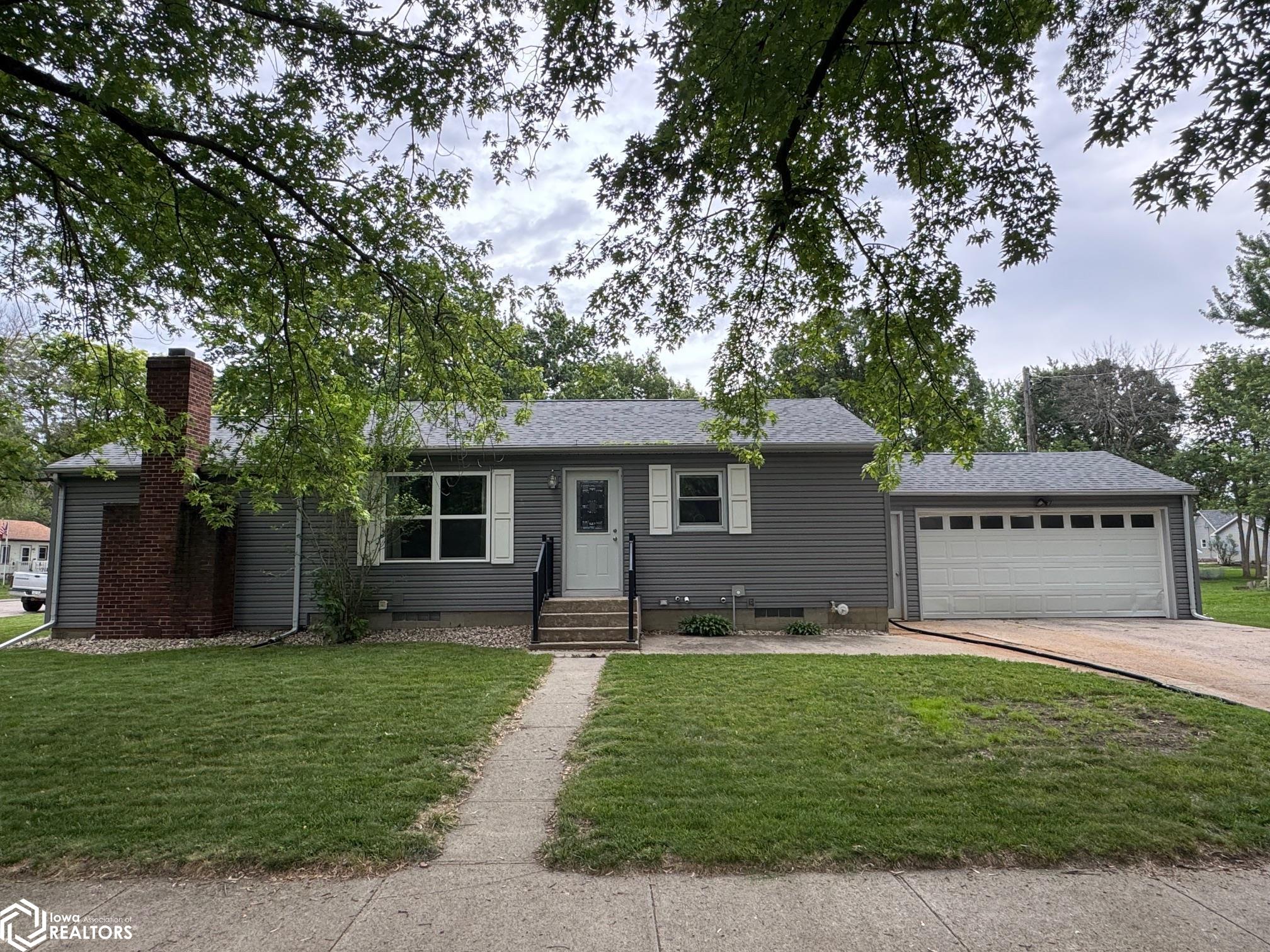 501 8th Street, Humboldt, Iowa image 1