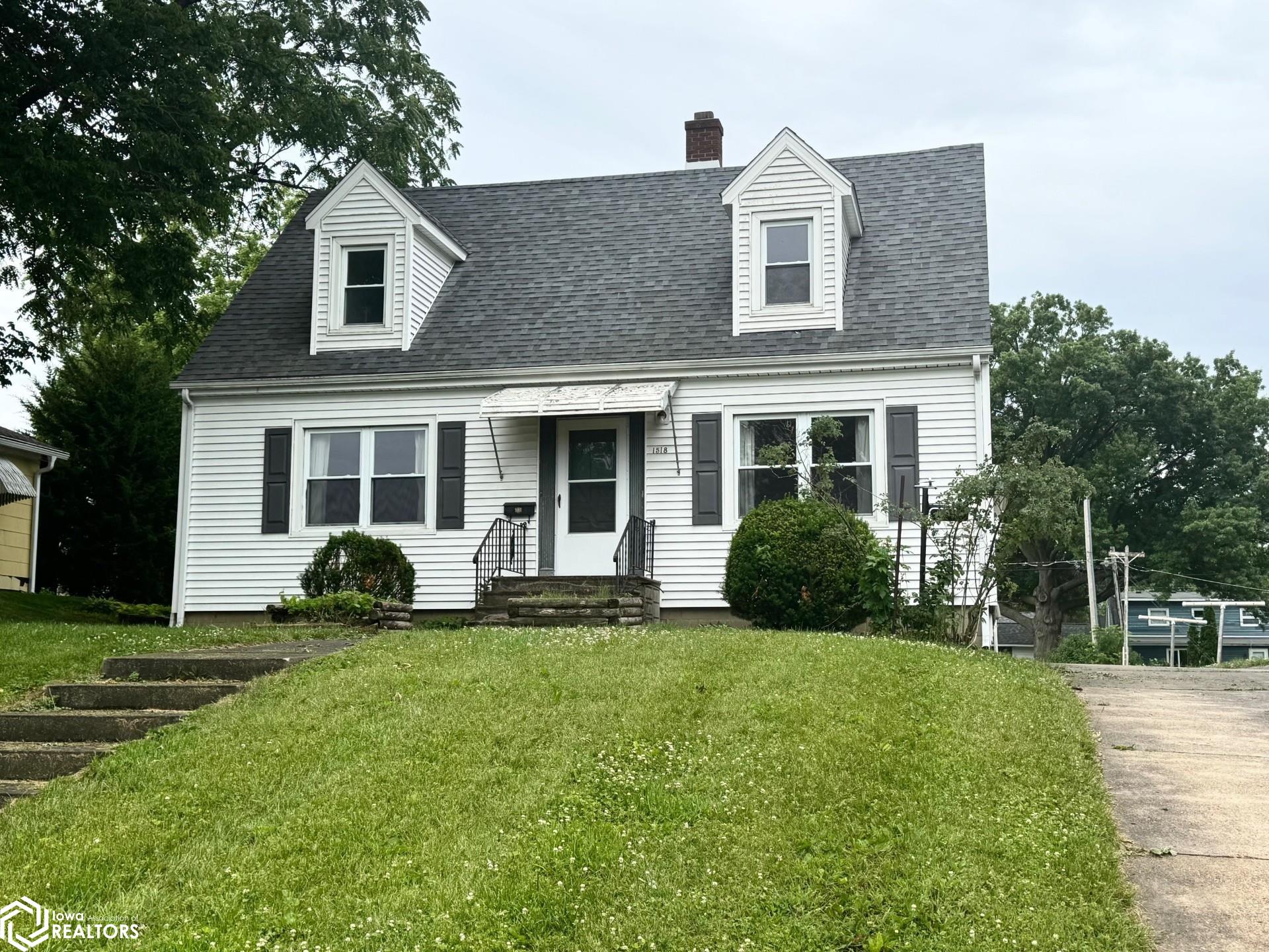 1518 W Main Street, Marshalltown, Iowa image 1