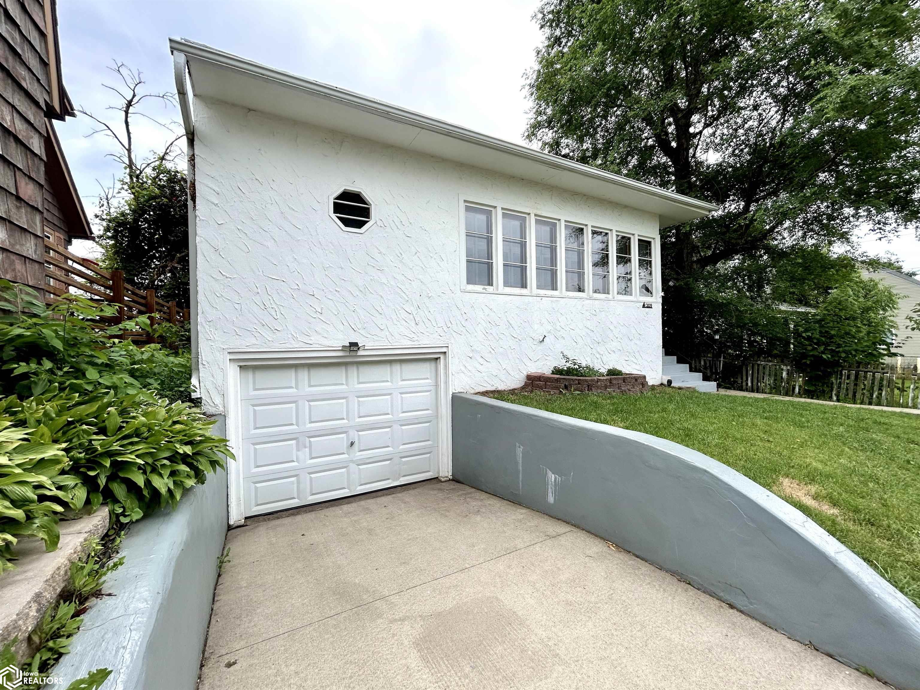 309 N 5th Street, Marshalltown, Iowa image 2