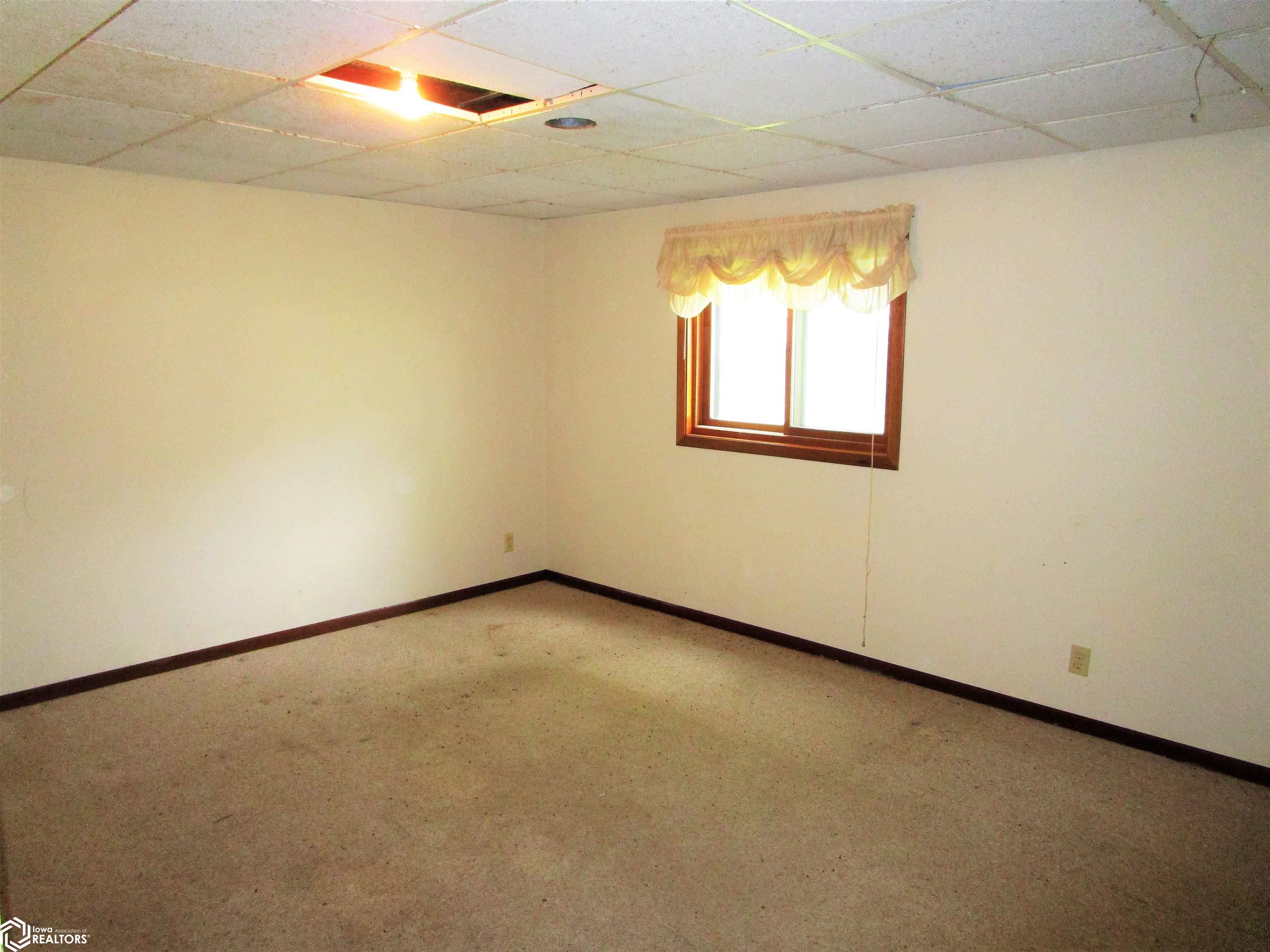 229 Law Avenue, Iowa Falls, Iowa image 19