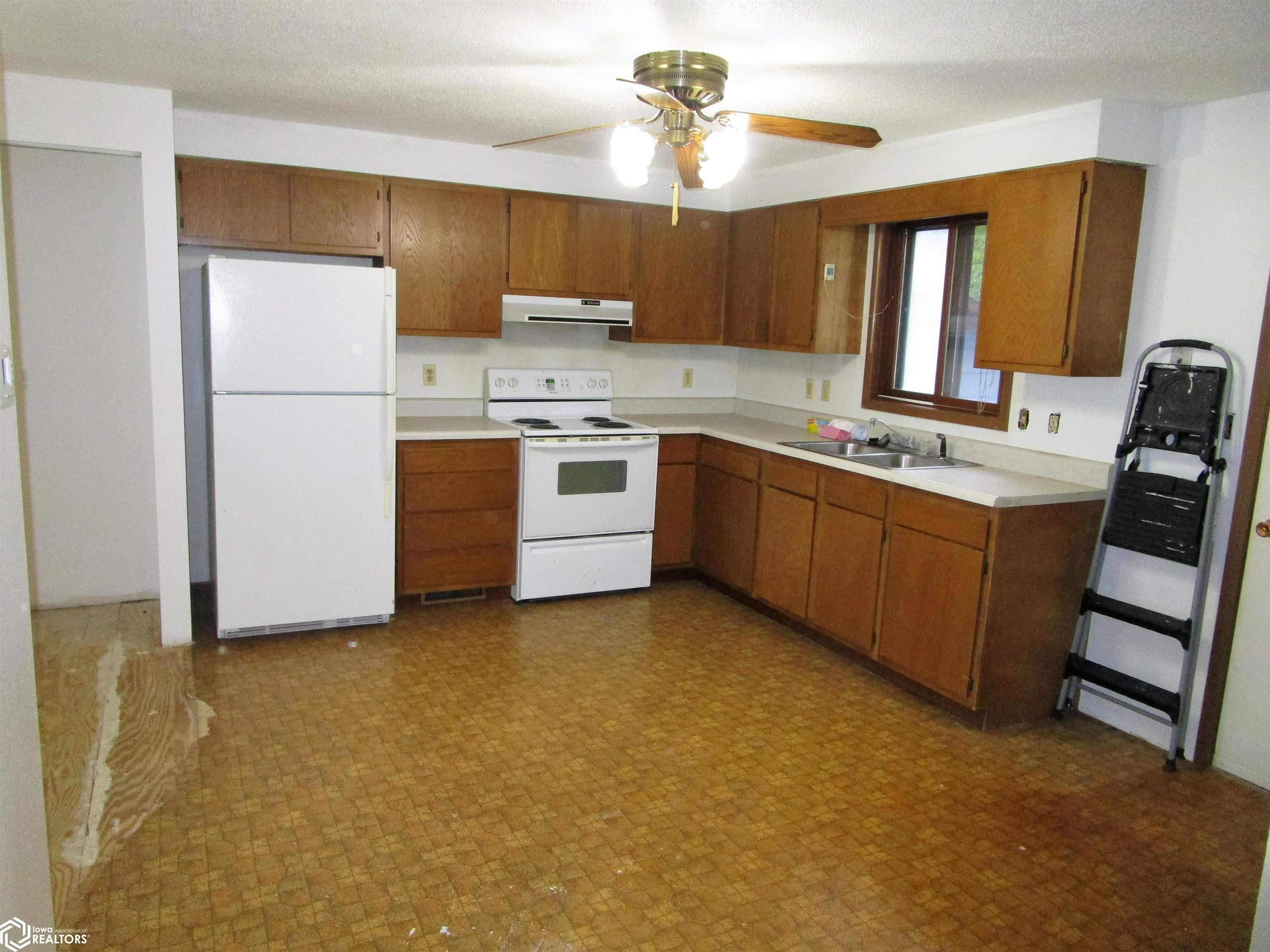 229 Law Avenue, Iowa Falls, Iowa image 6