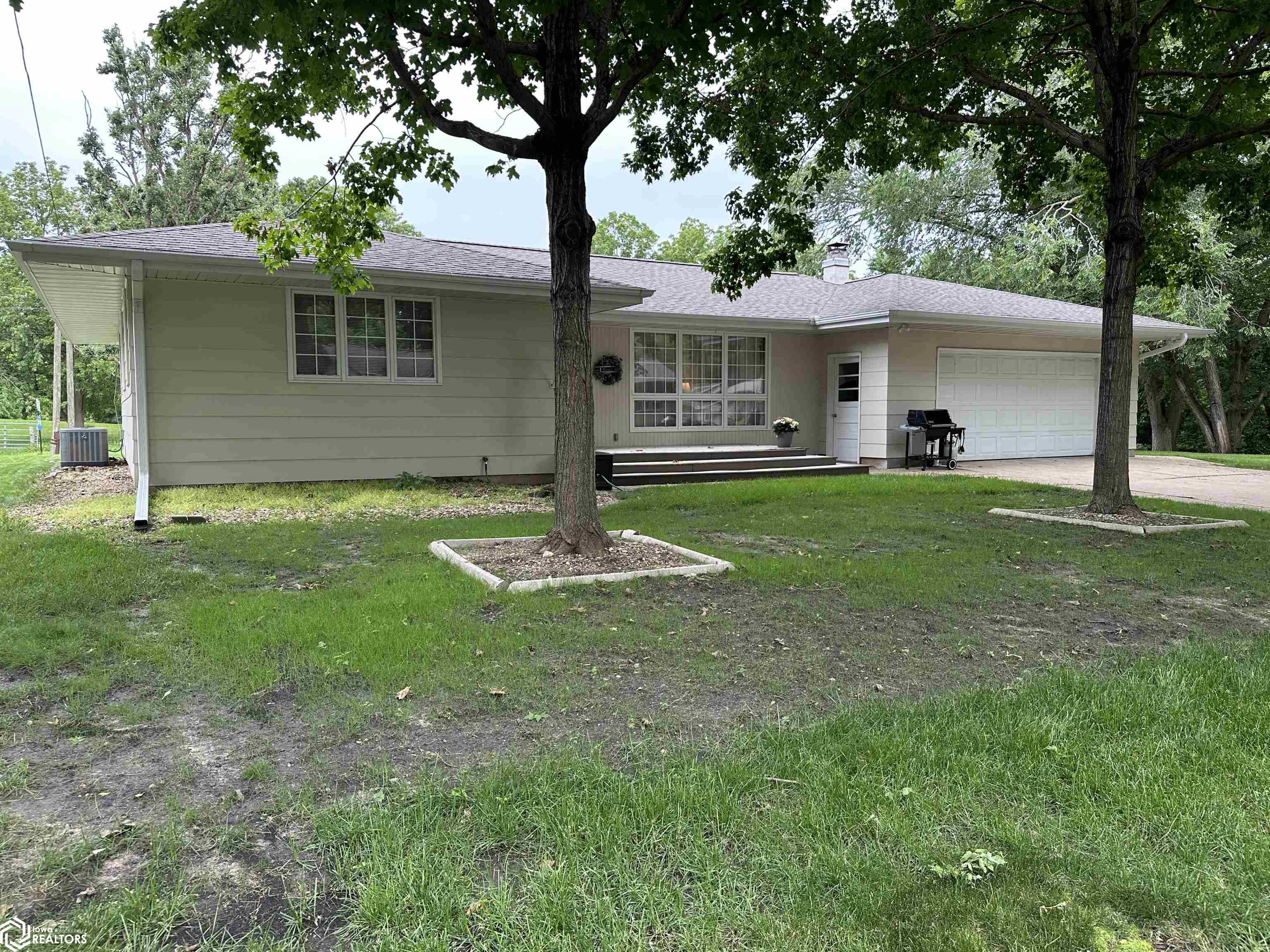 209 Mulford Drive, Iowa Falls, Iowa image 1