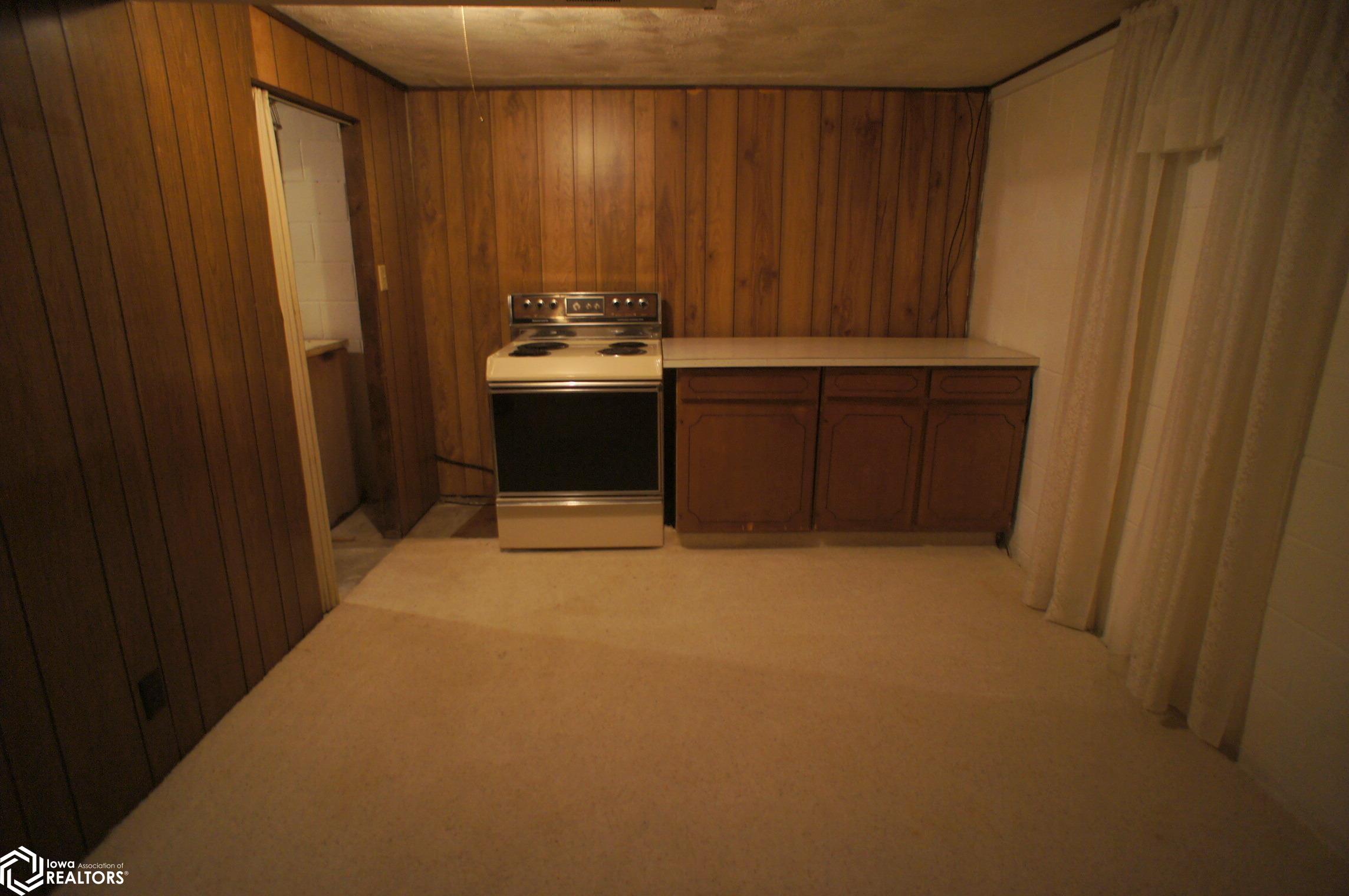 115 Parkview Drive, Webster City, Iowa image 30