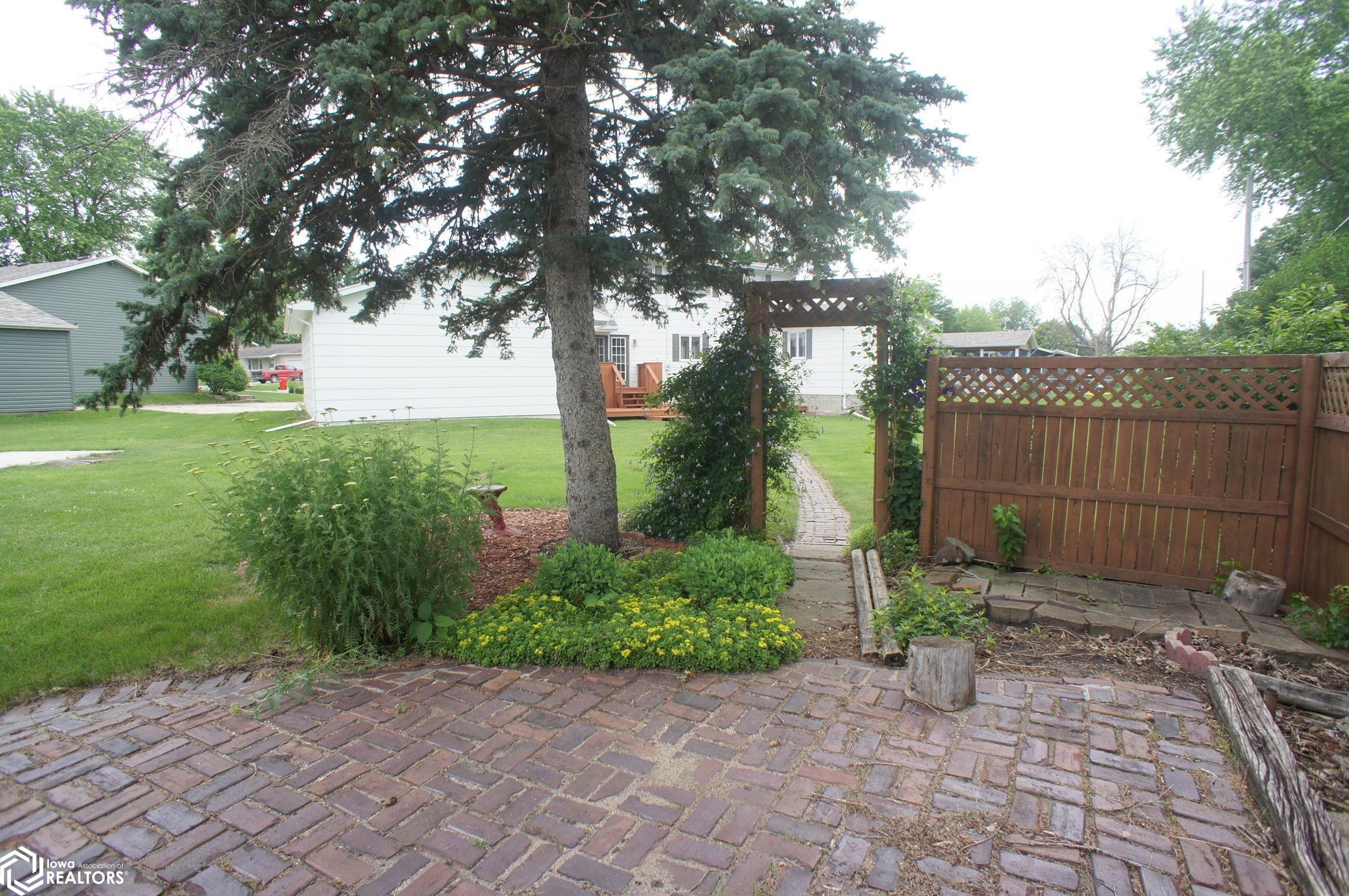 115 Parkview Drive, Webster City, Iowa image 35