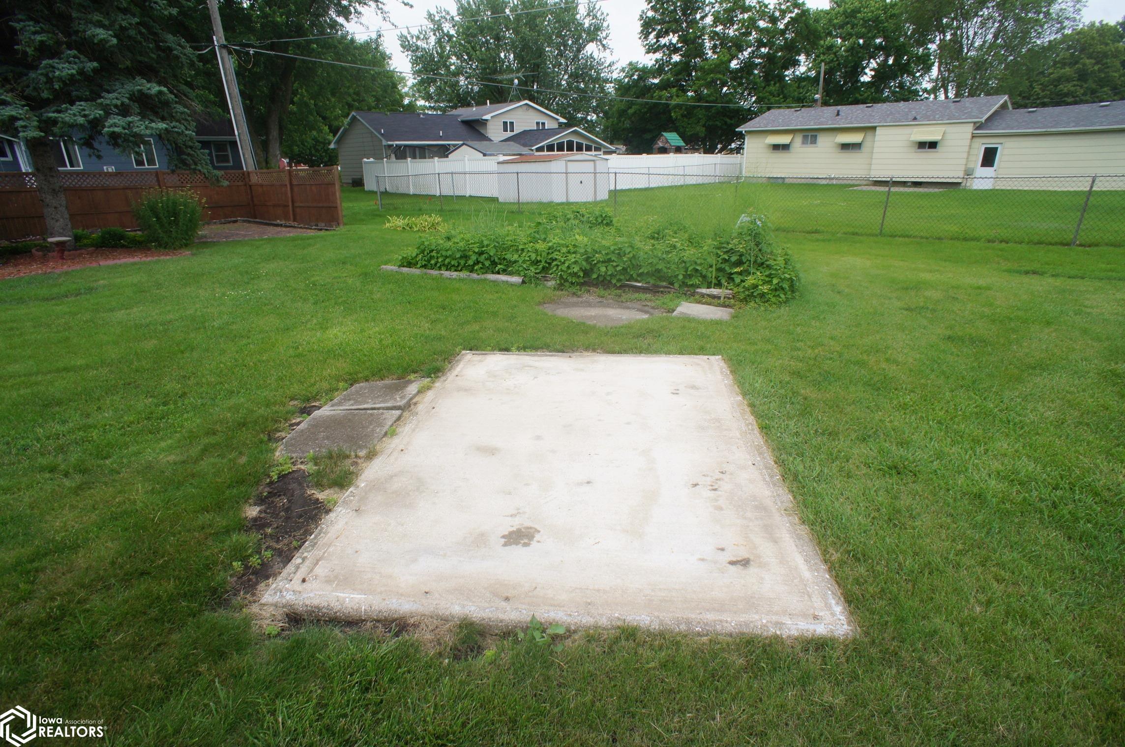 115 Parkview Drive, Webster City, Iowa image 38