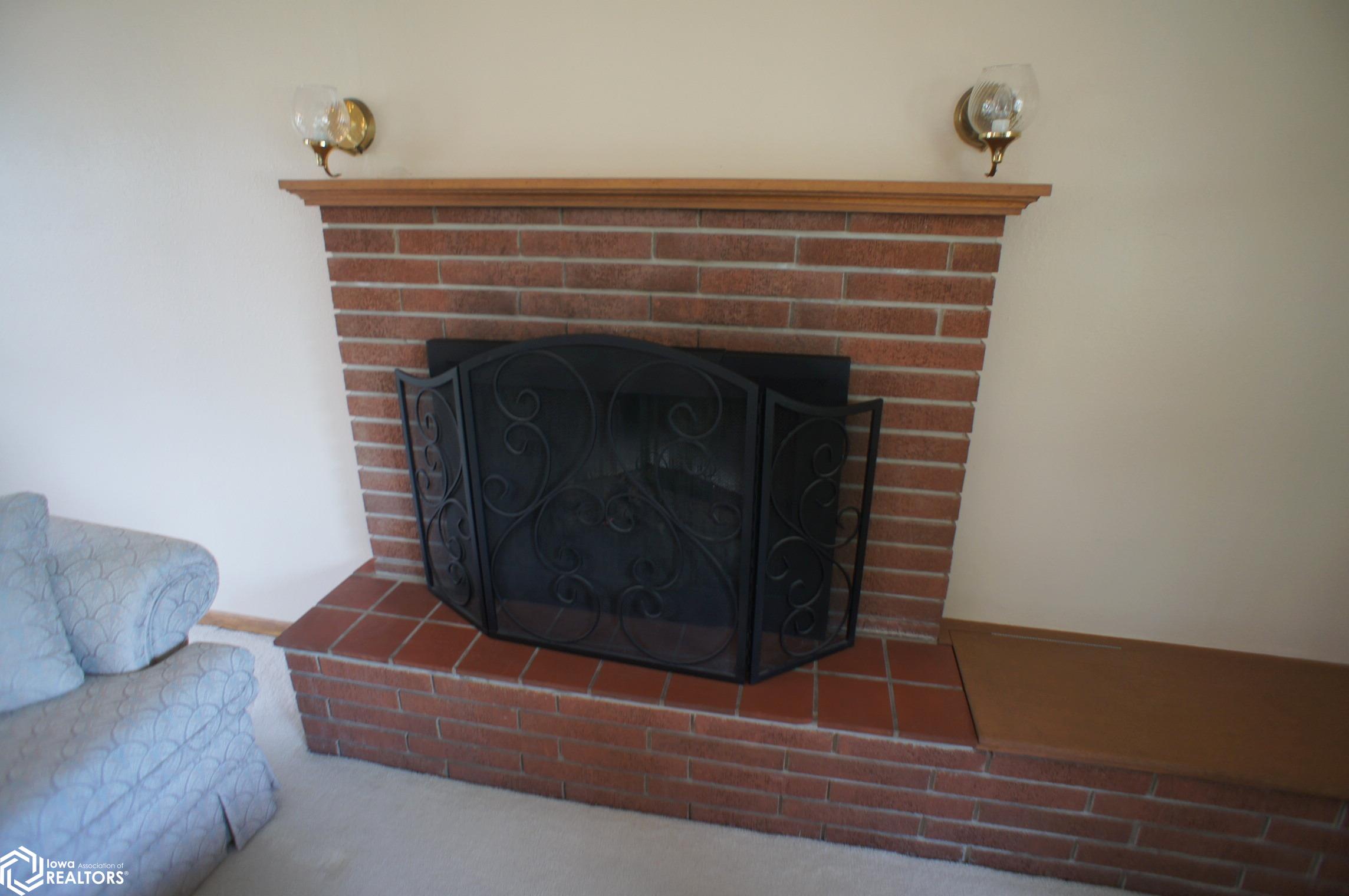 115 Parkview Drive, Webster City, Iowa image 5