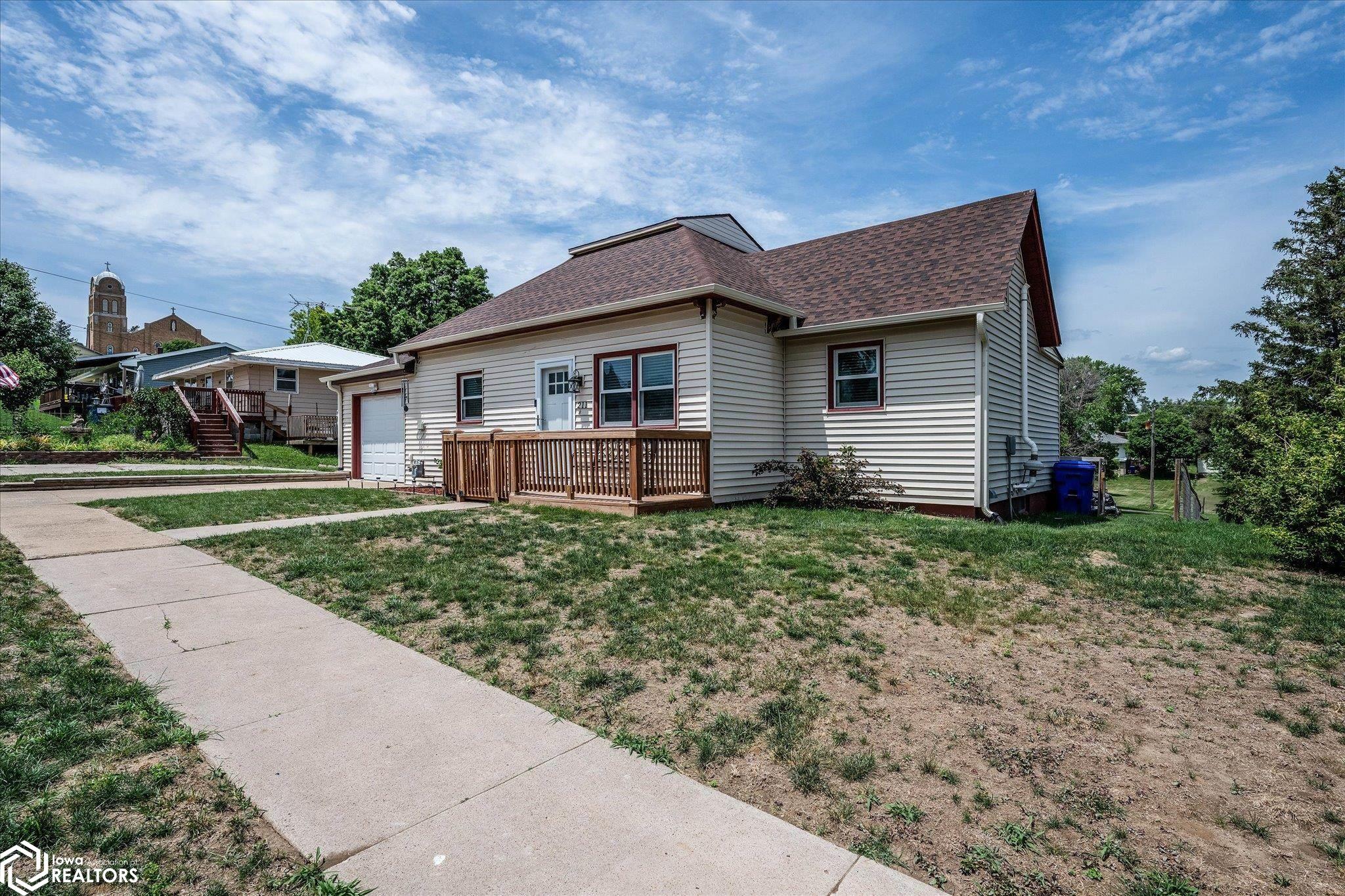 211 4th Avenue, Portsmouth, Iowa image 4
