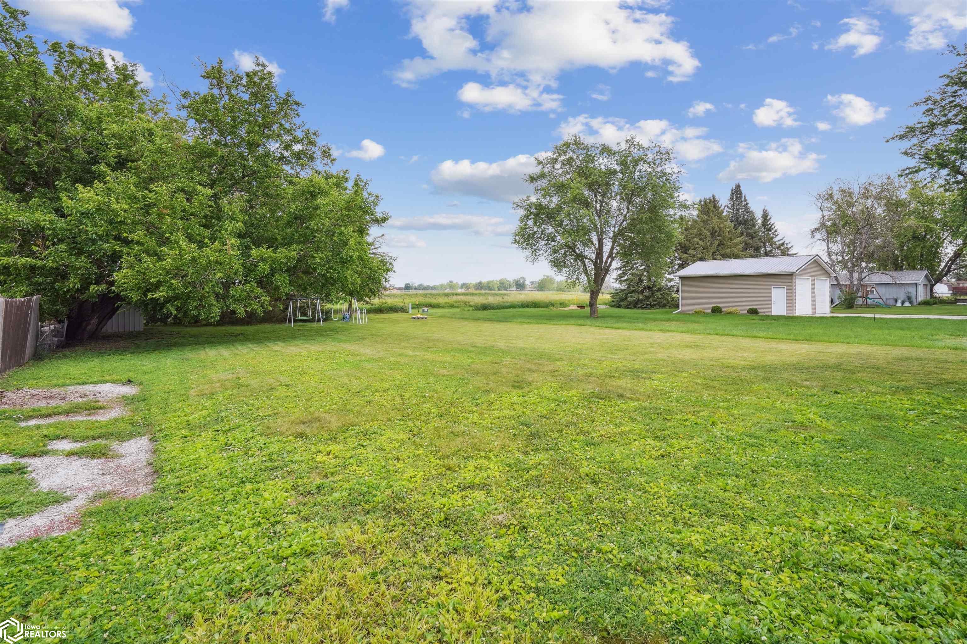 301 Maple Avenue, Nevada, Iowa image 23