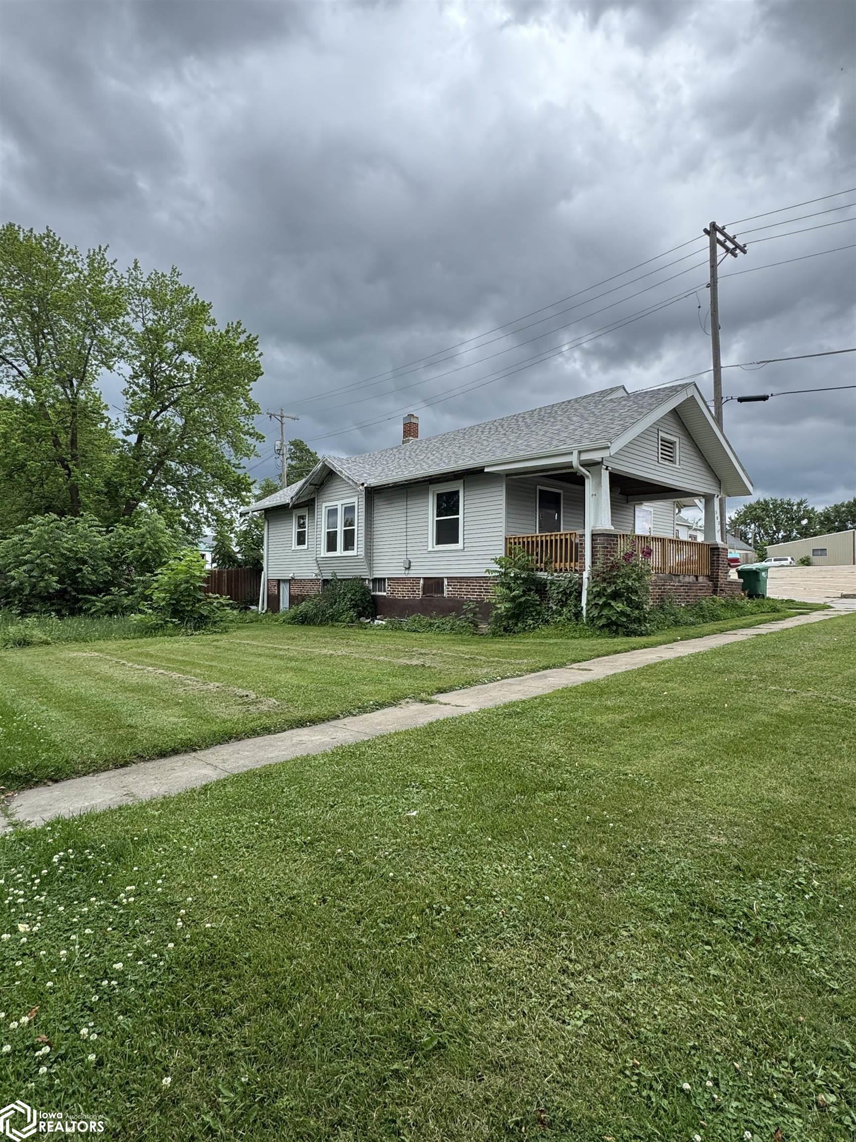303 W Mills Street, Creston, Iowa image 15