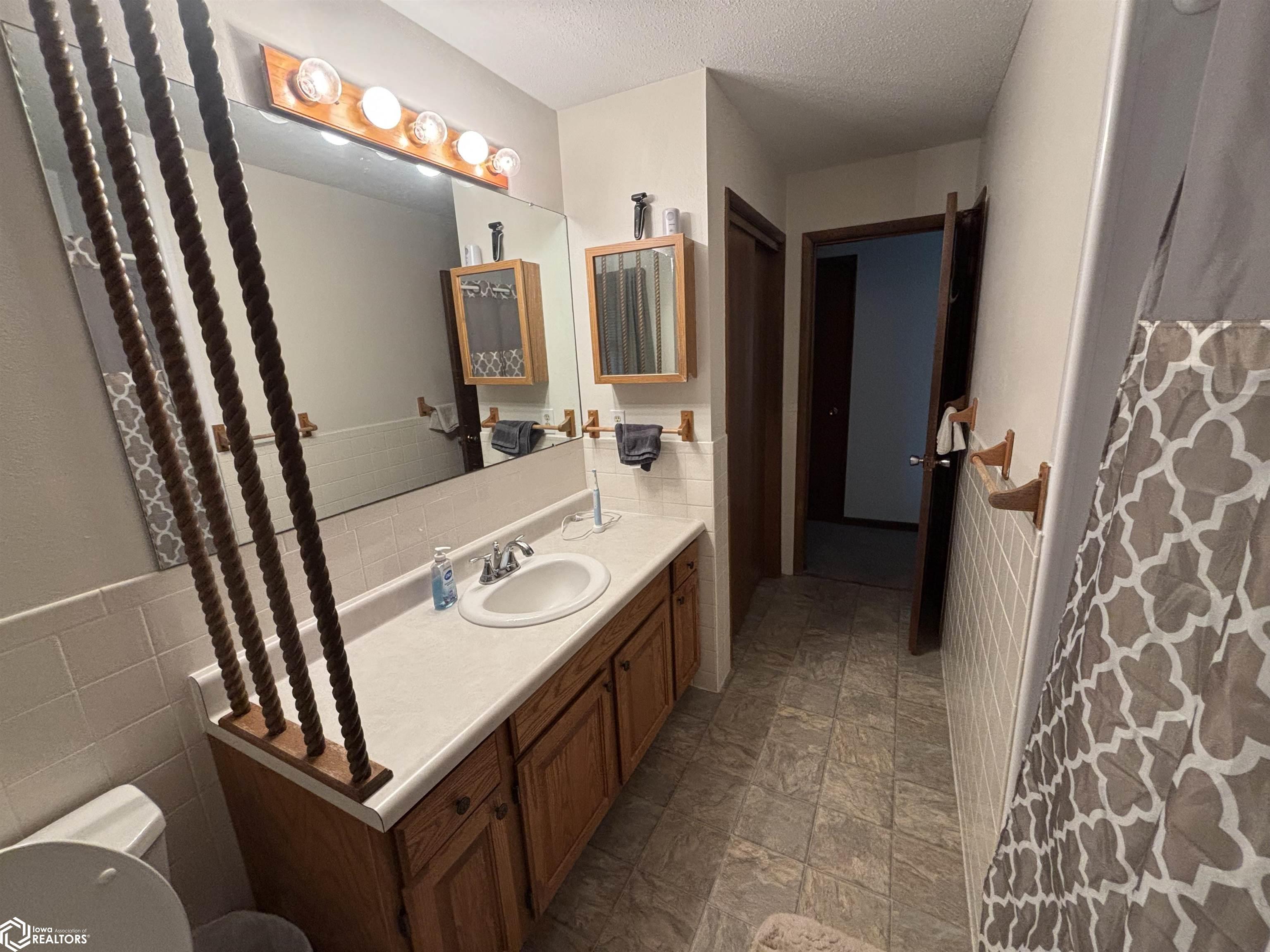 302 E 6th Street, Kanawha, Iowa image 13