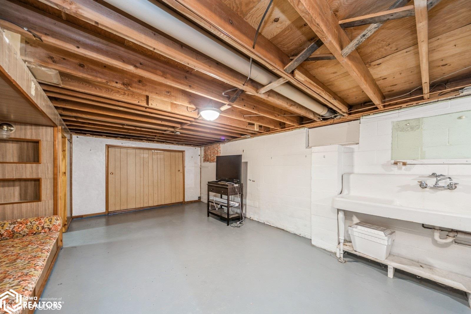1407 W Boone Street, Marshalltown, Iowa image 17