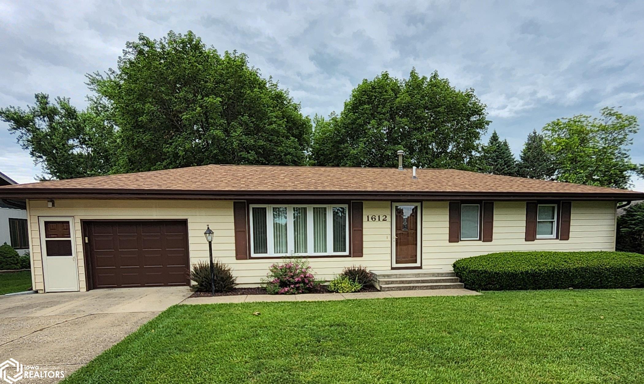 1612 21st Street, Harlan, Iowa image 1