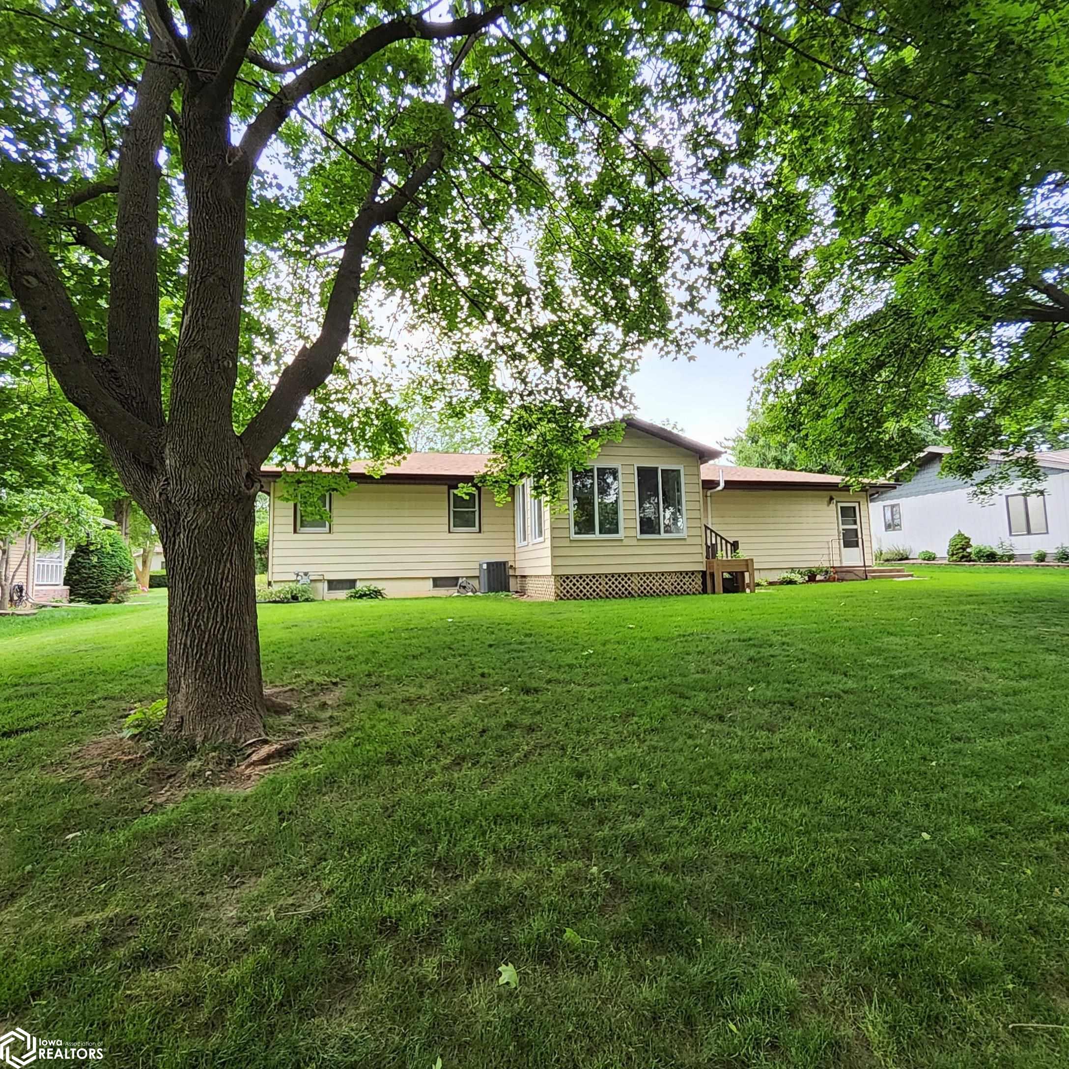 1612 21st Street, Harlan, Iowa image 3