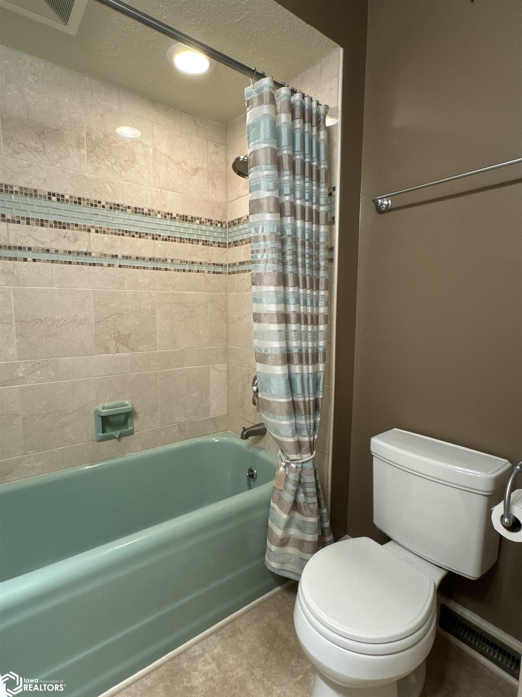 215 Scott Street, Audubon, Iowa image 32