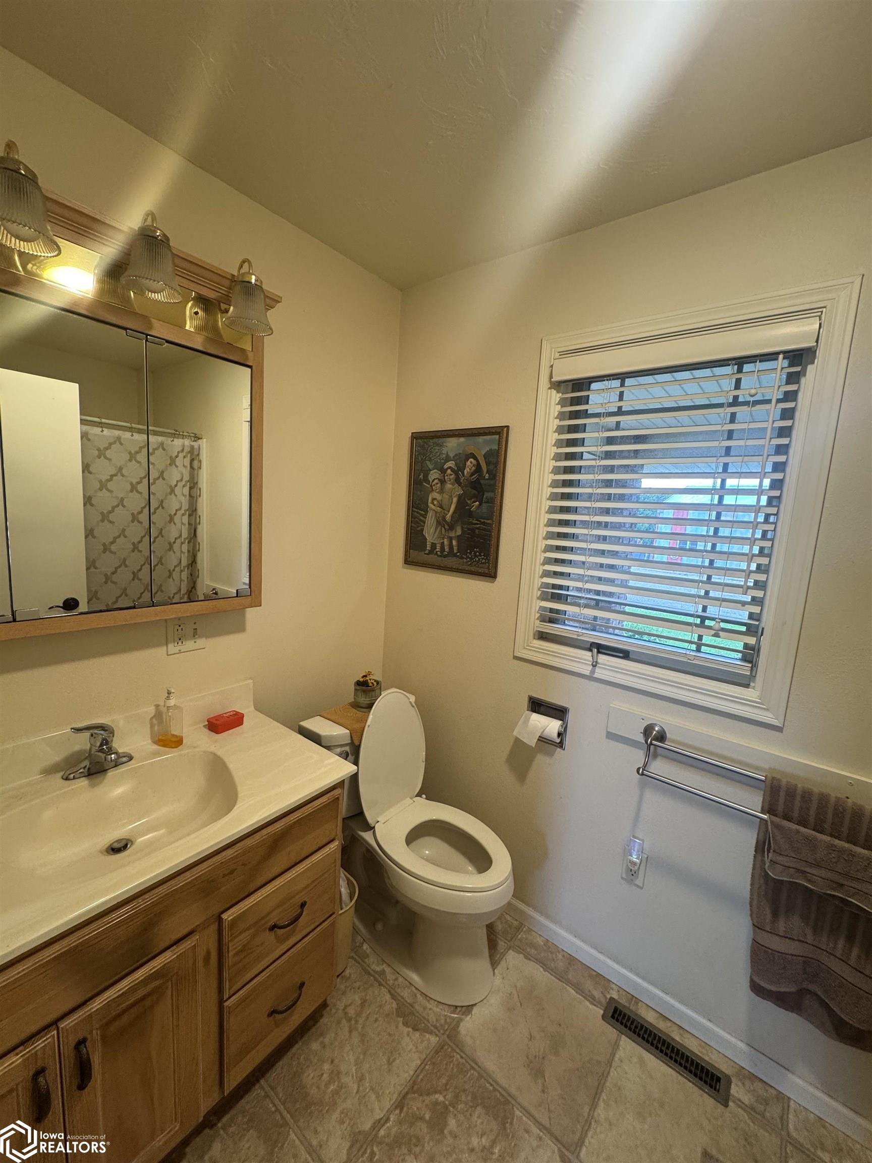 4251 Monument Avenue, Osage, Iowa image 15