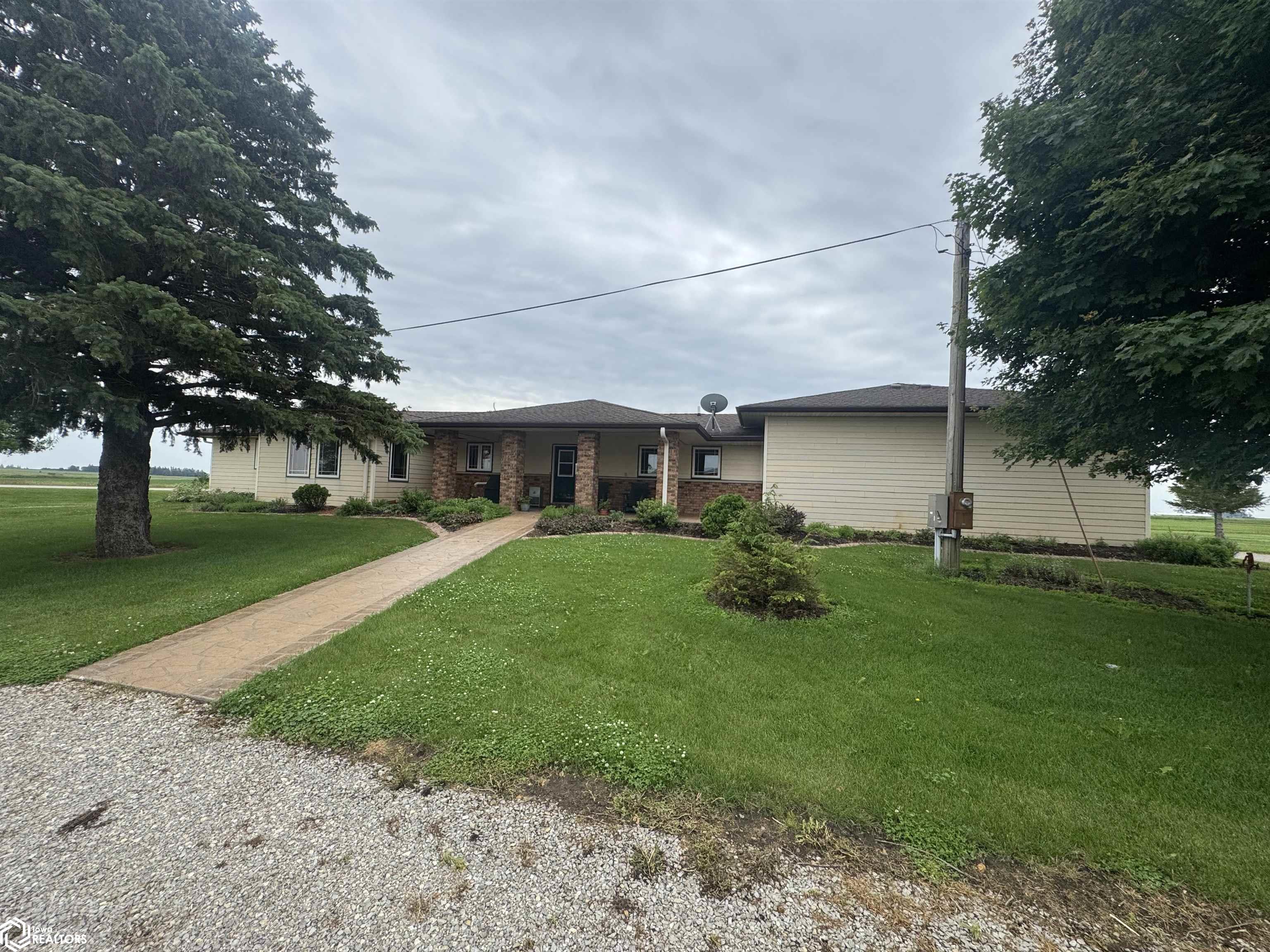 4251 Monument Avenue, Osage, Iowa image 3