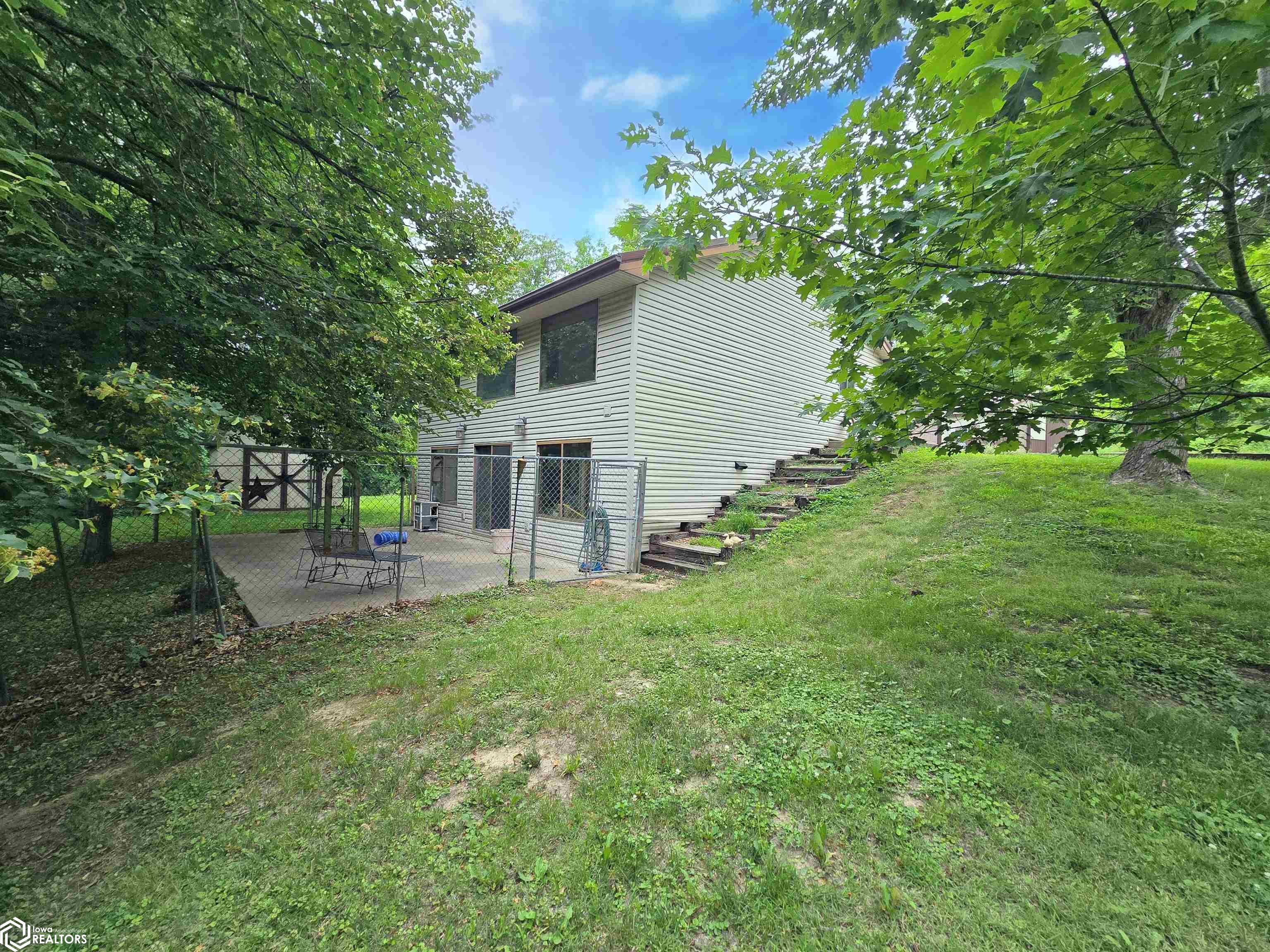 375 S 6th Street, Hamilton, Illinois image 4