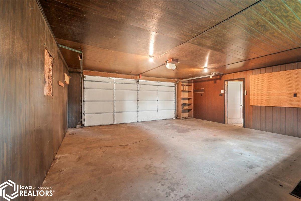 2202 15th Avenue, Eldora, Iowa image 21