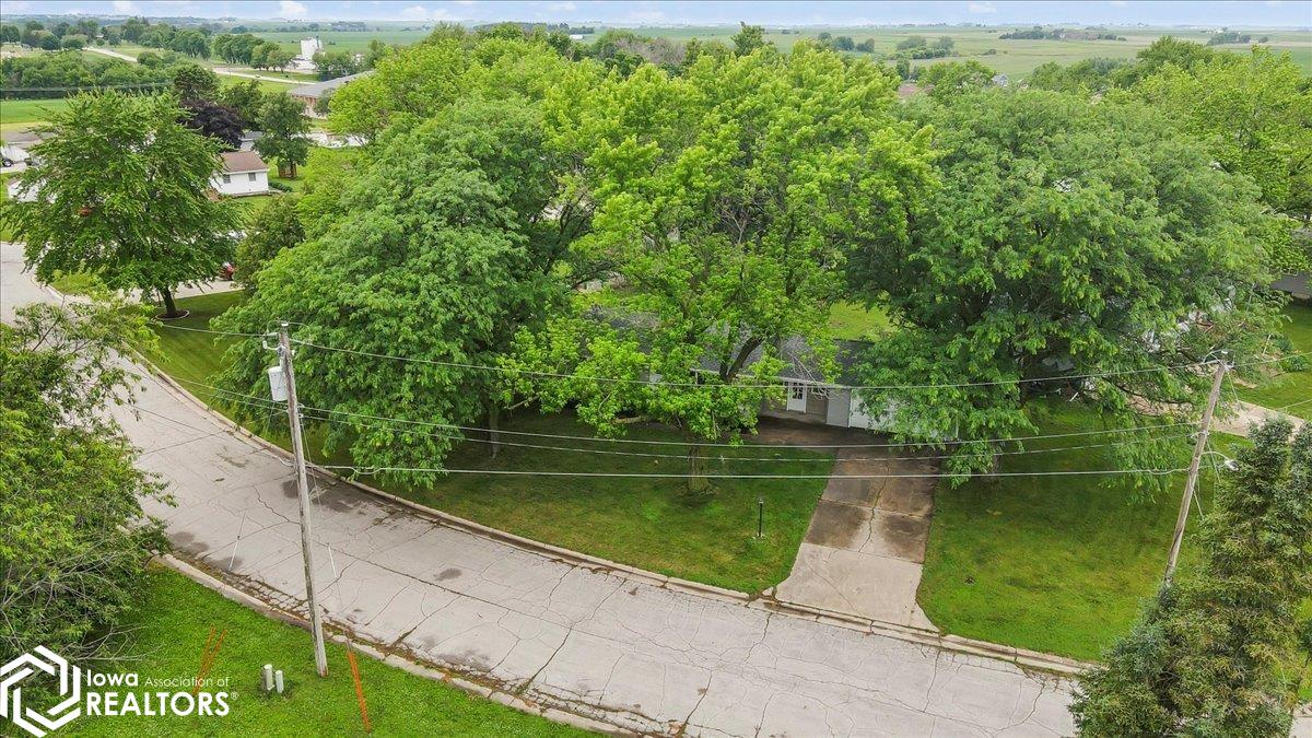 2202 15th Avenue, Eldora, Iowa image 22