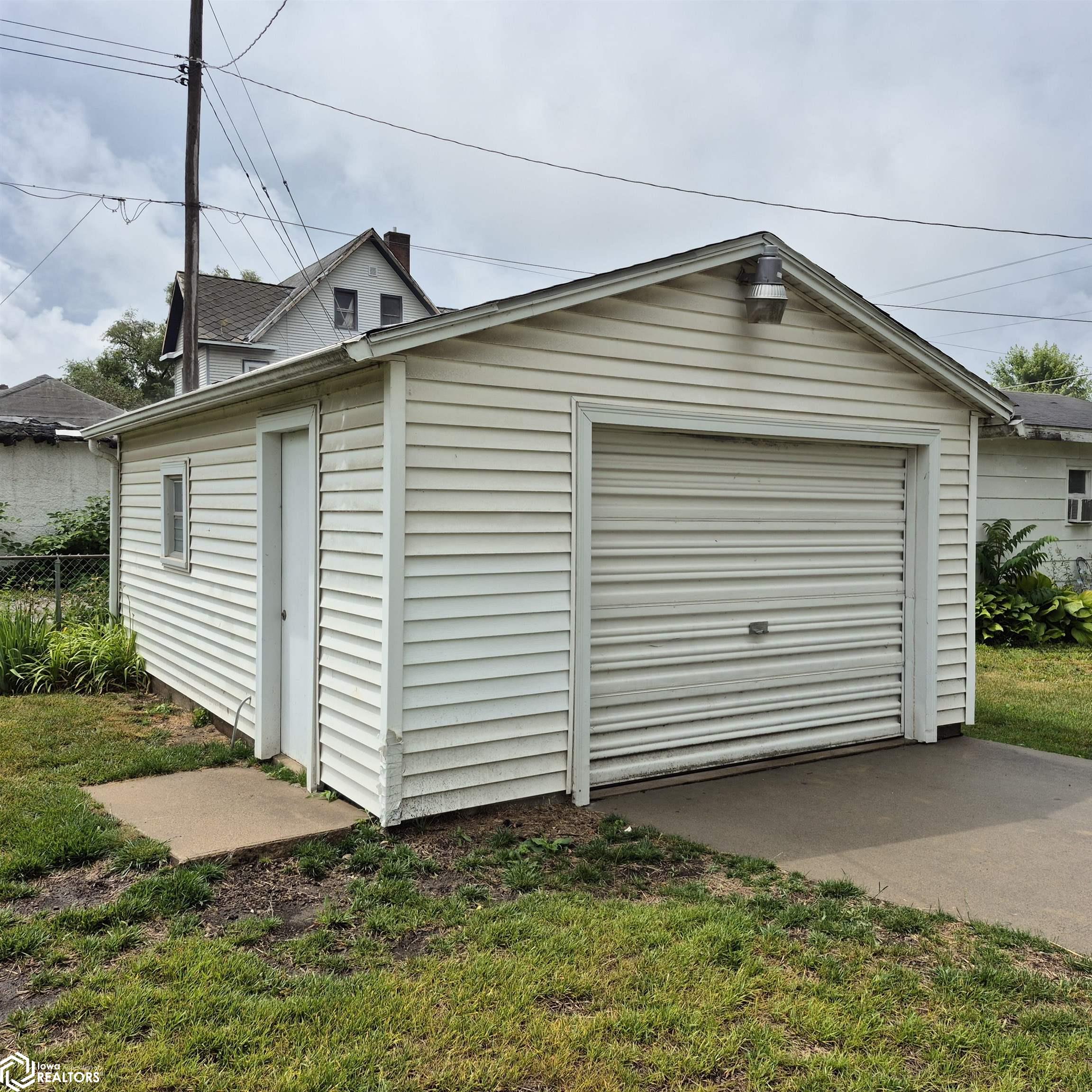 175 N Ransom, Ottumwa, Iowa image 3
